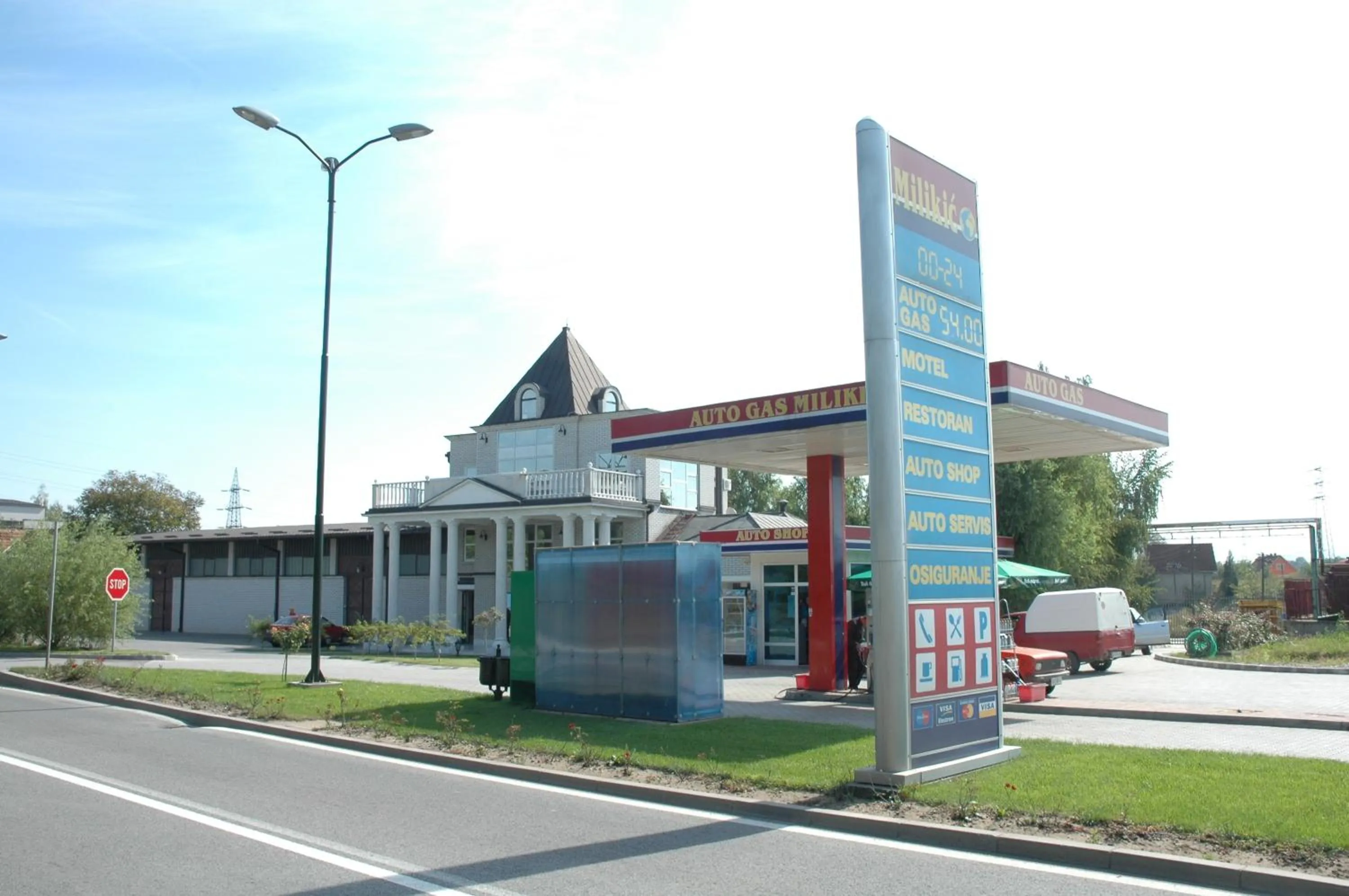 Vila Lux Milikic