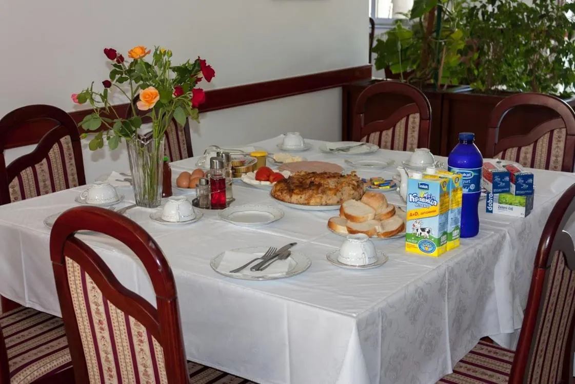 Property building in Vila Lux Milikic