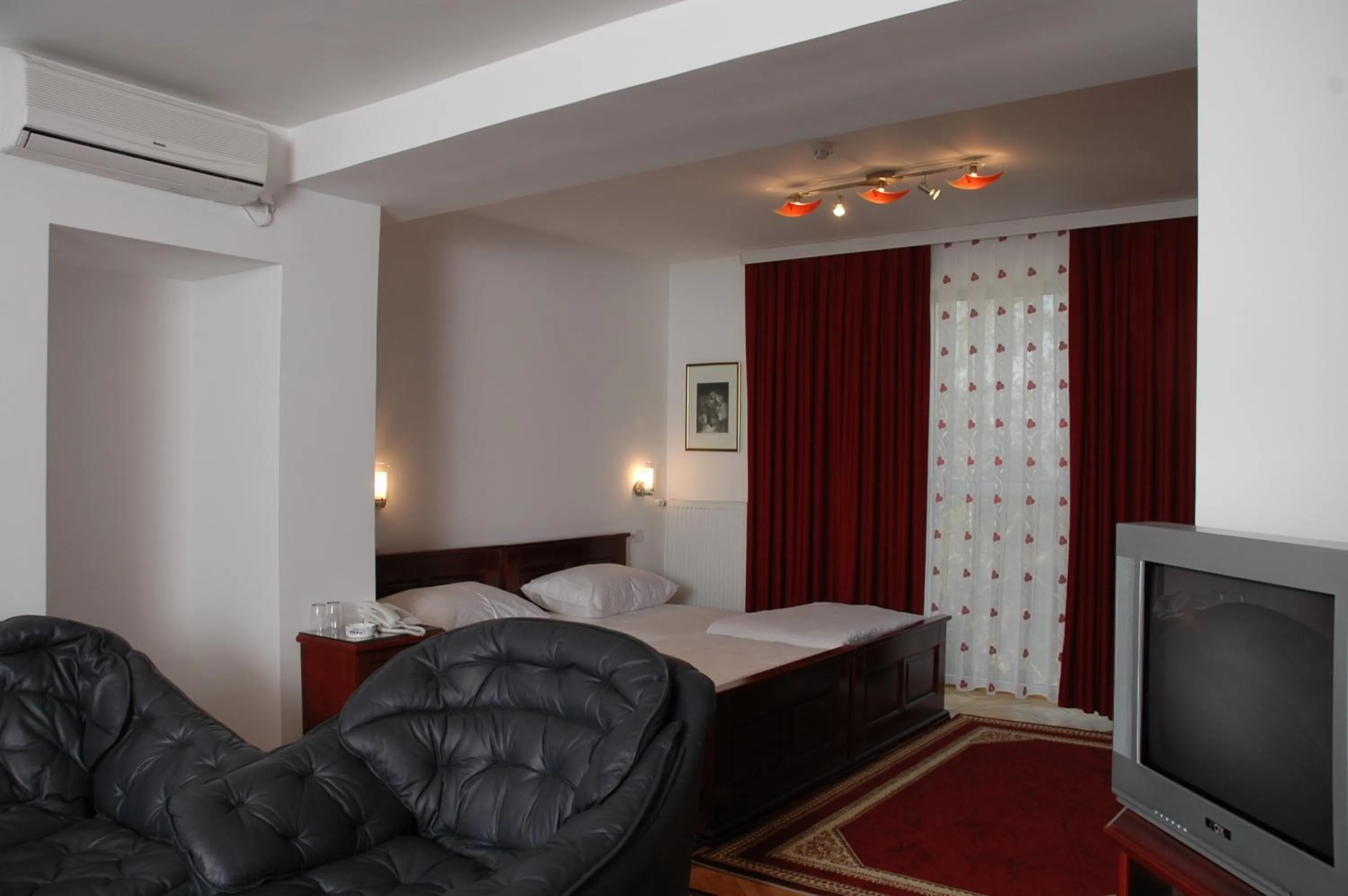 Vila Lux Milikic