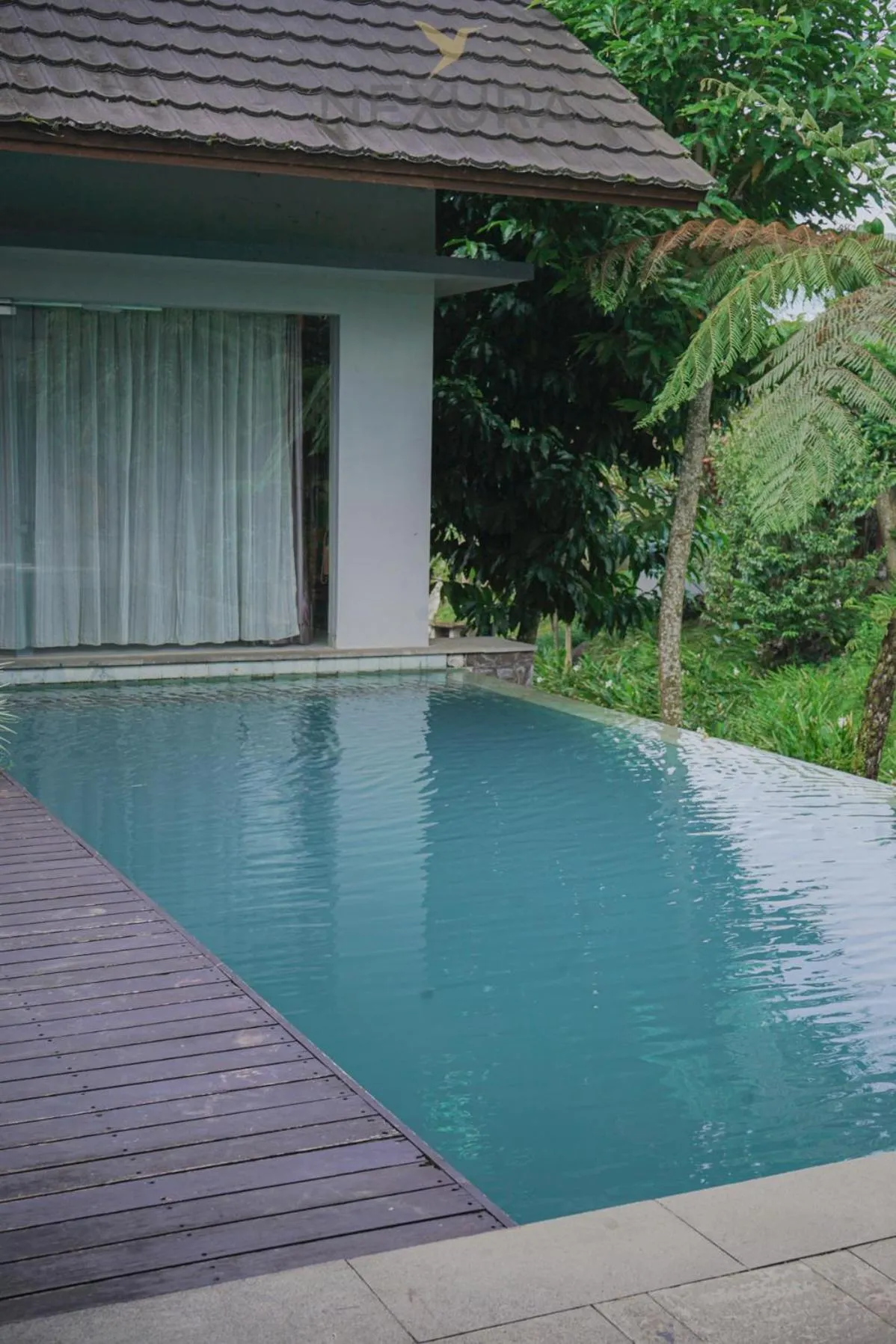 Jambu Klutuk Resort