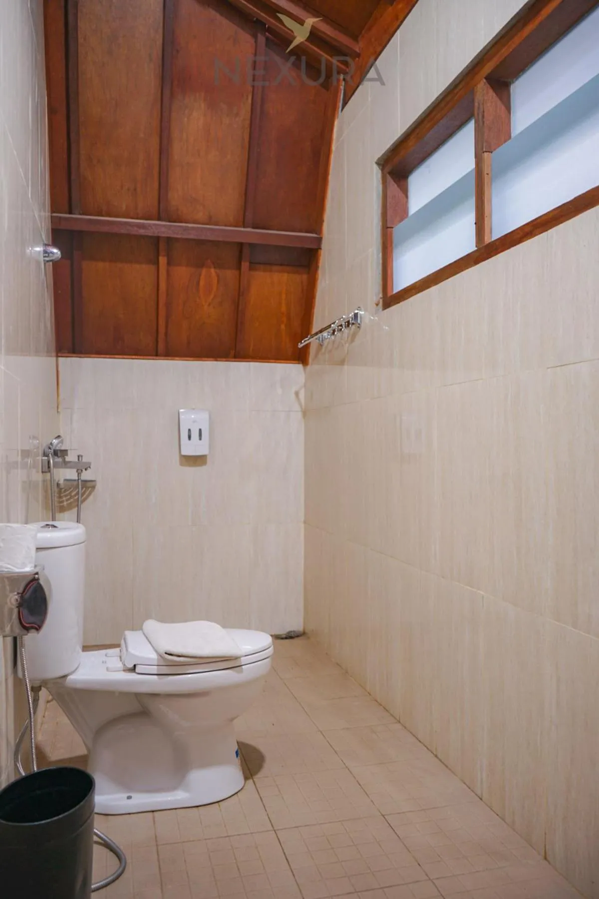 Jambu Klutuk Resort