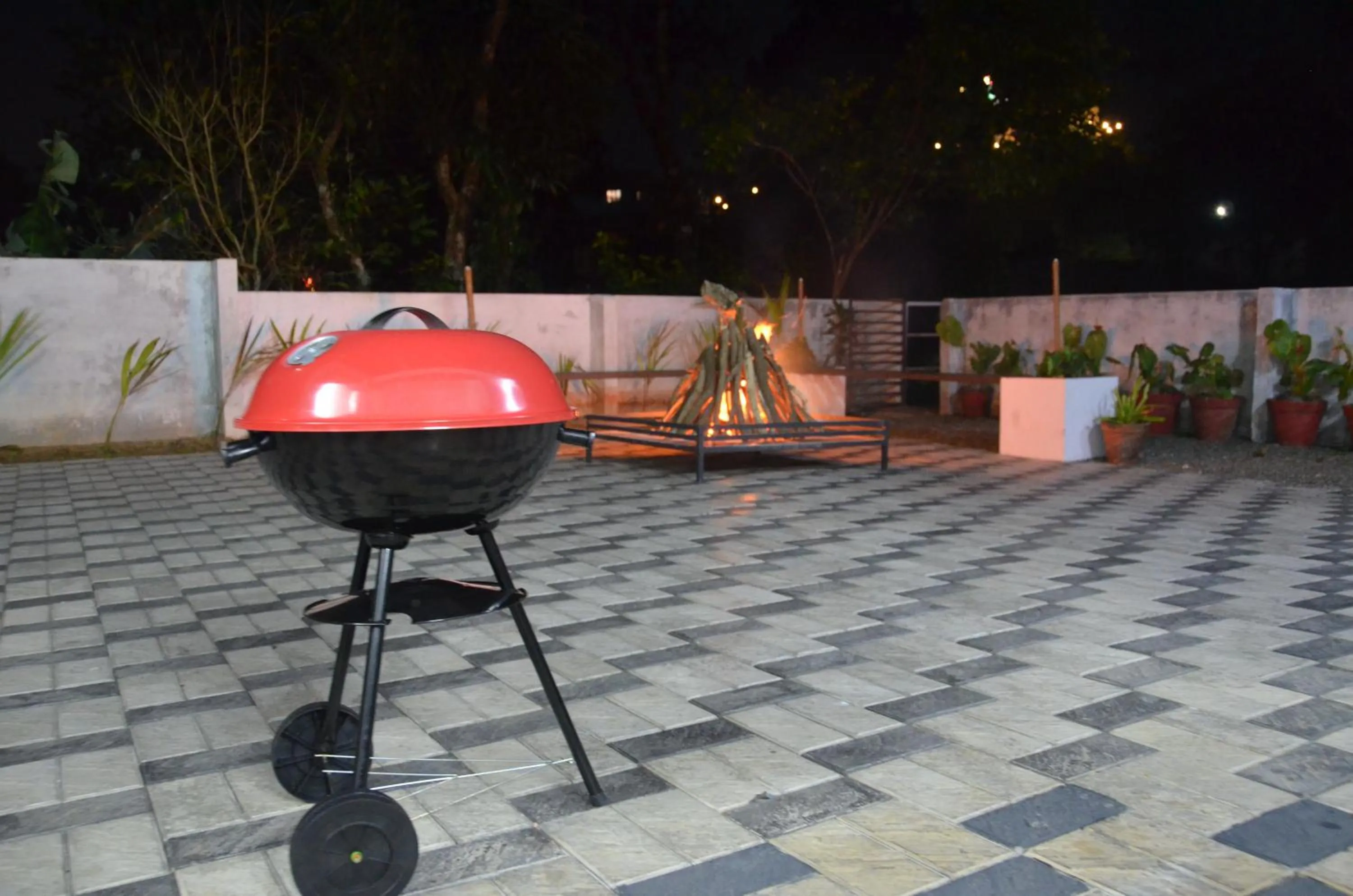 BBQ facilities in Chillax Vagamon
