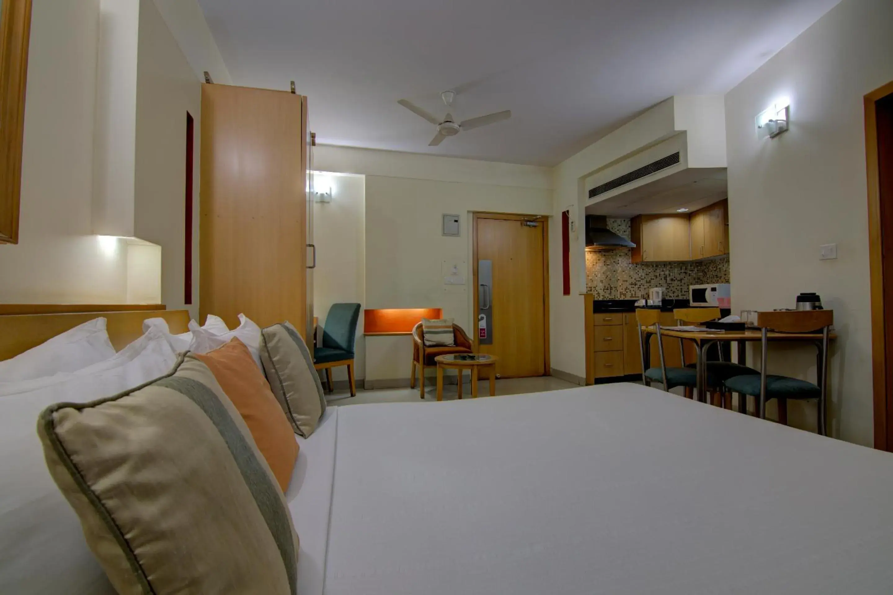 Bed in Tristar Serviced Apartments Bed in Tristar Serviced Apartments