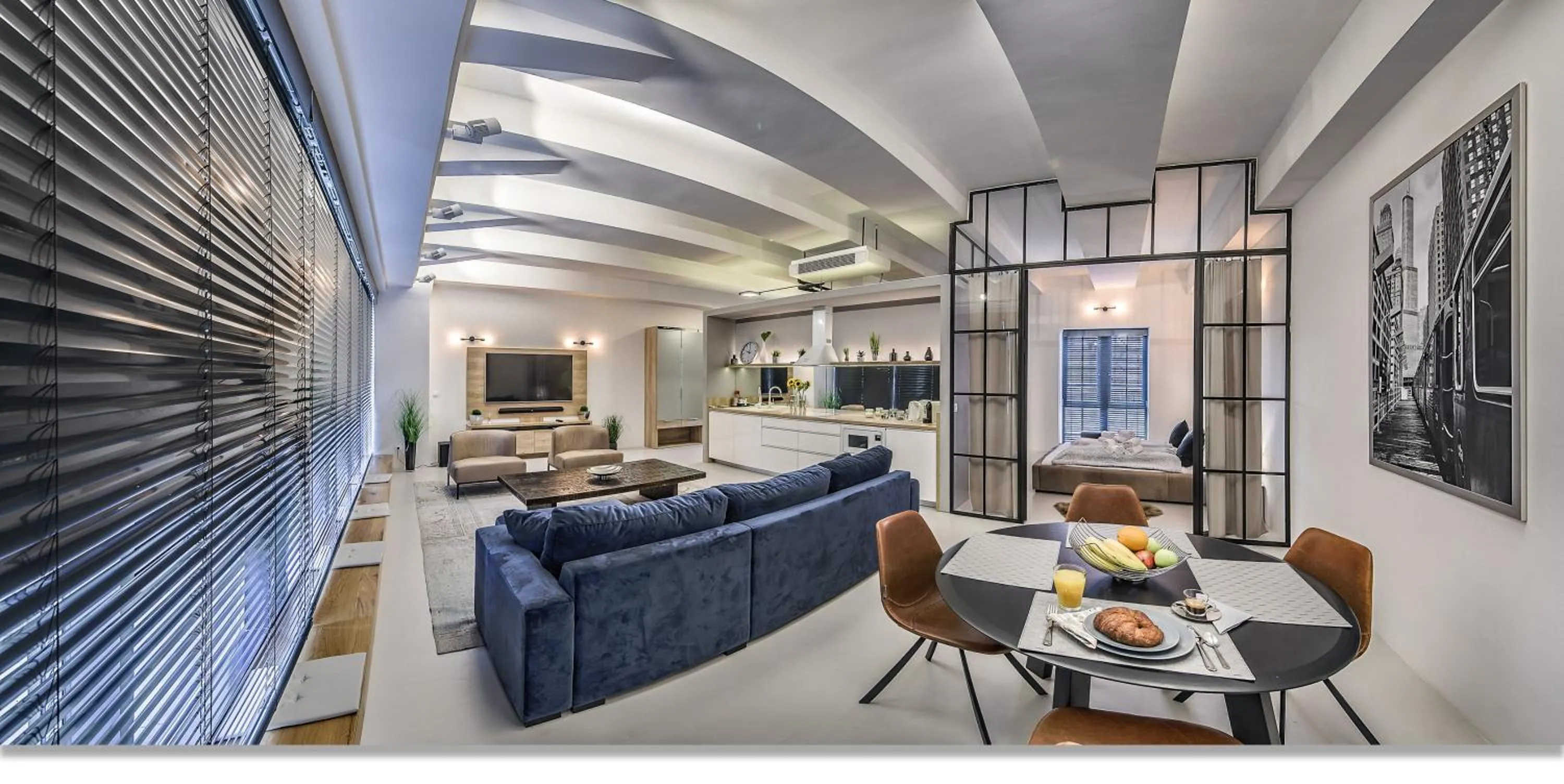 Living room in LOFT Astoria Suites by Vagabond