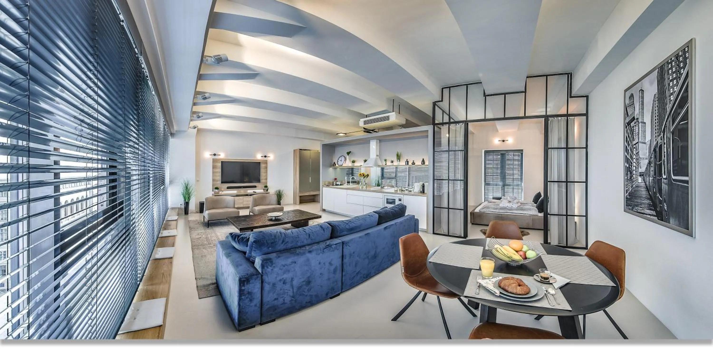 Living room in LOFT Astoria Suites by Vagabond