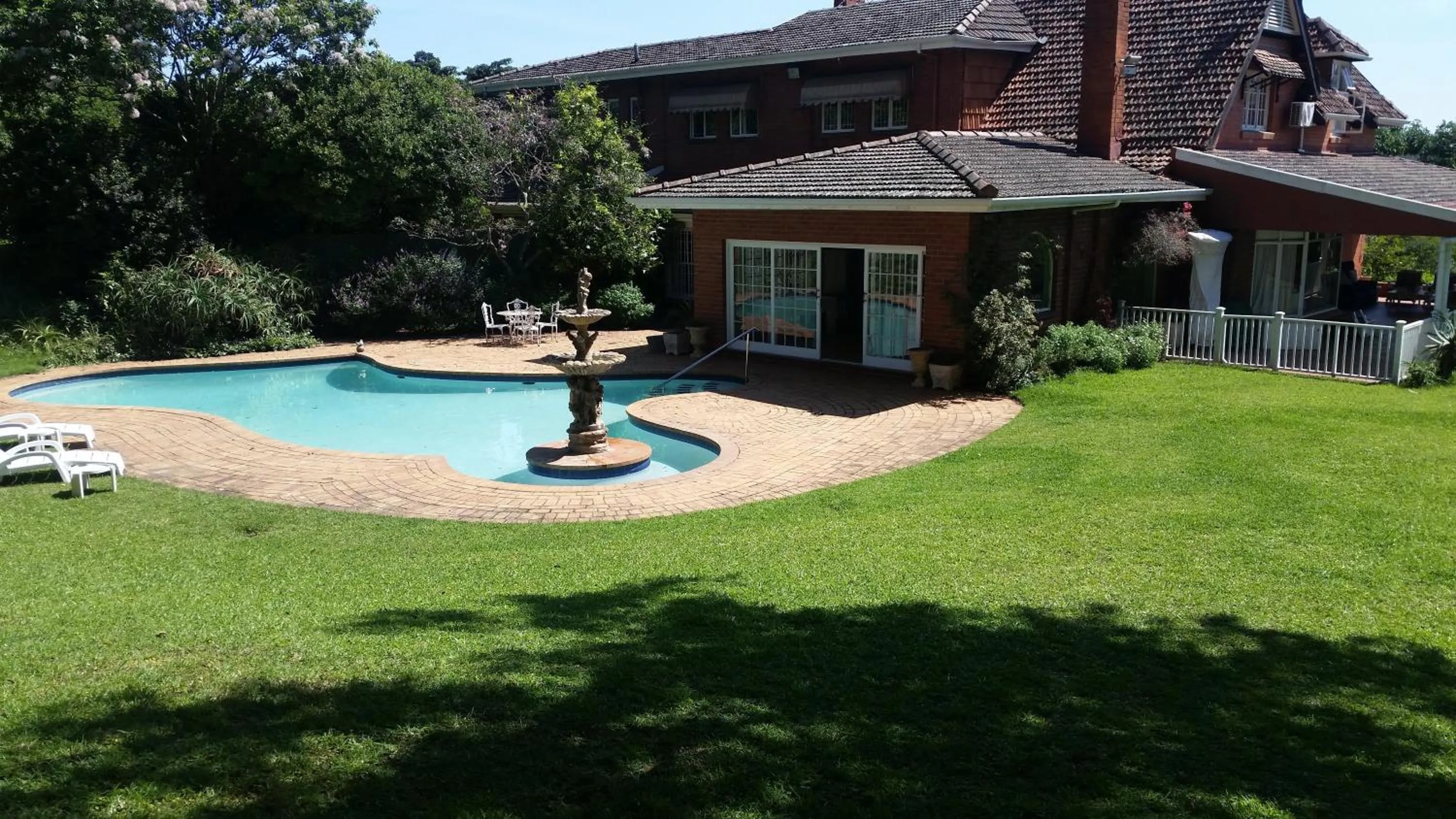 Swimming pool in 18 Pioneer BnB