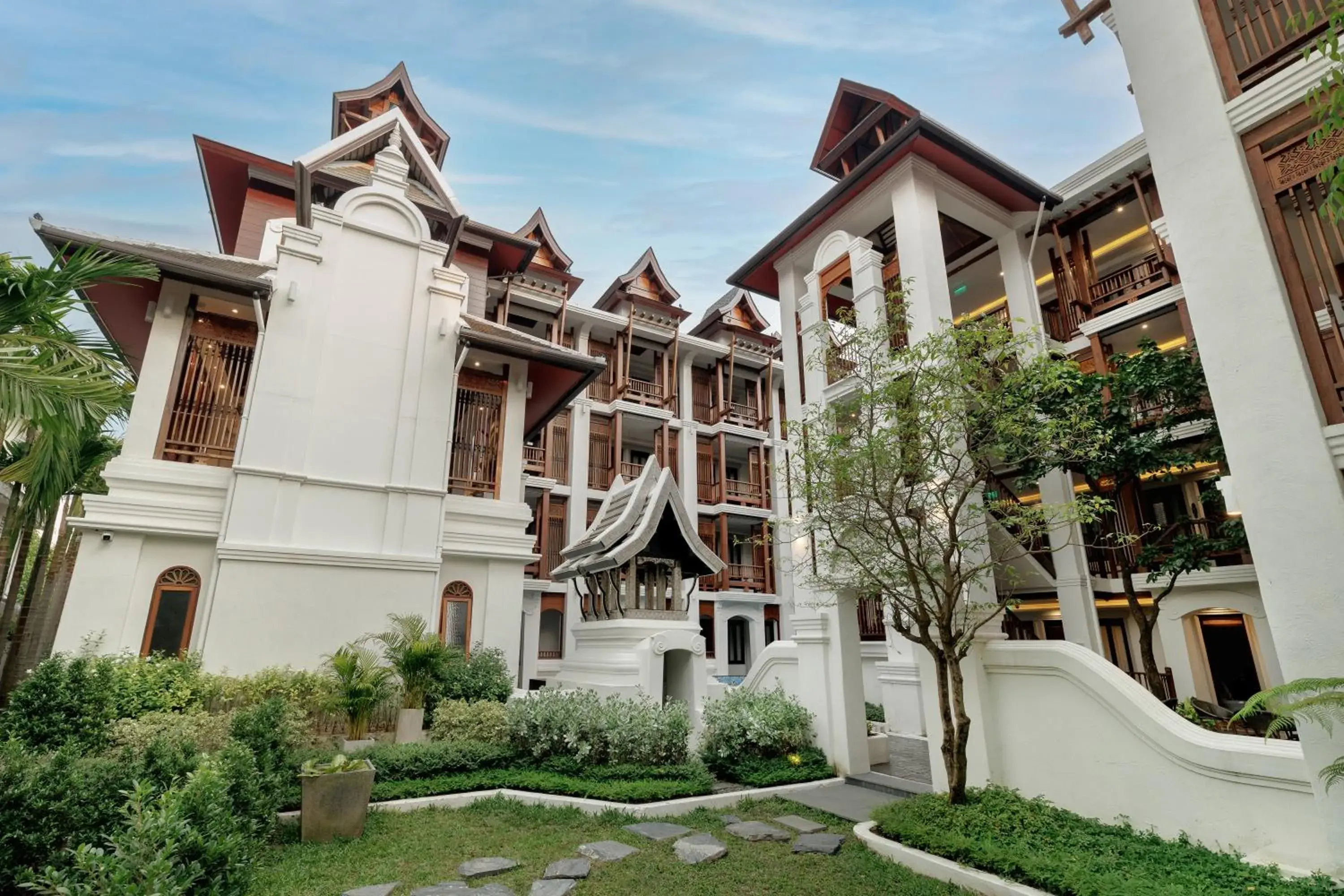 Property building in Akira Thaphae Hotel Property building in Akira Thaphae Hotel