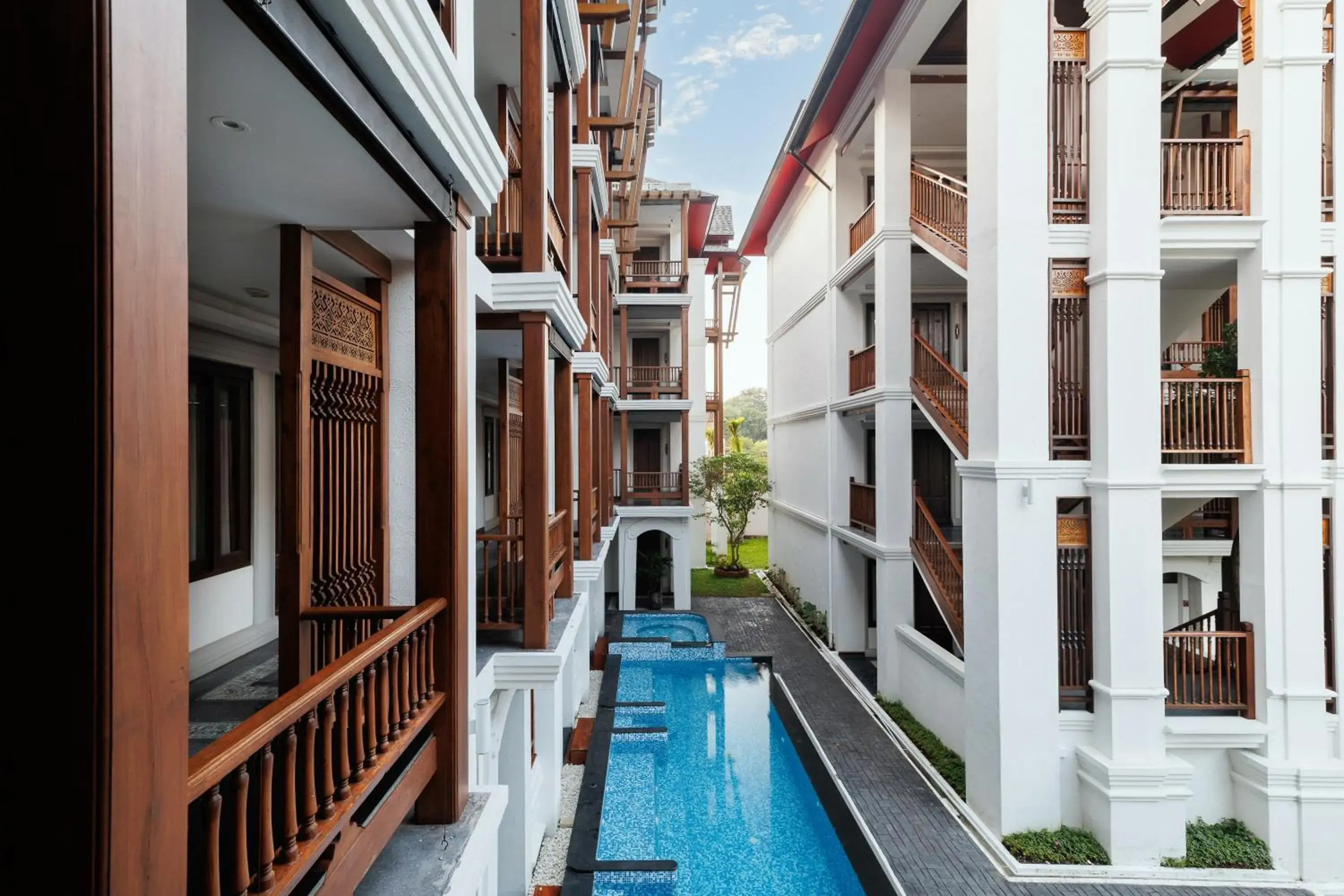 Property building in Akira Thaphae Hotel Property building in Akira Thaphae Hotel