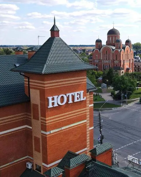 Golden Lion Hotel