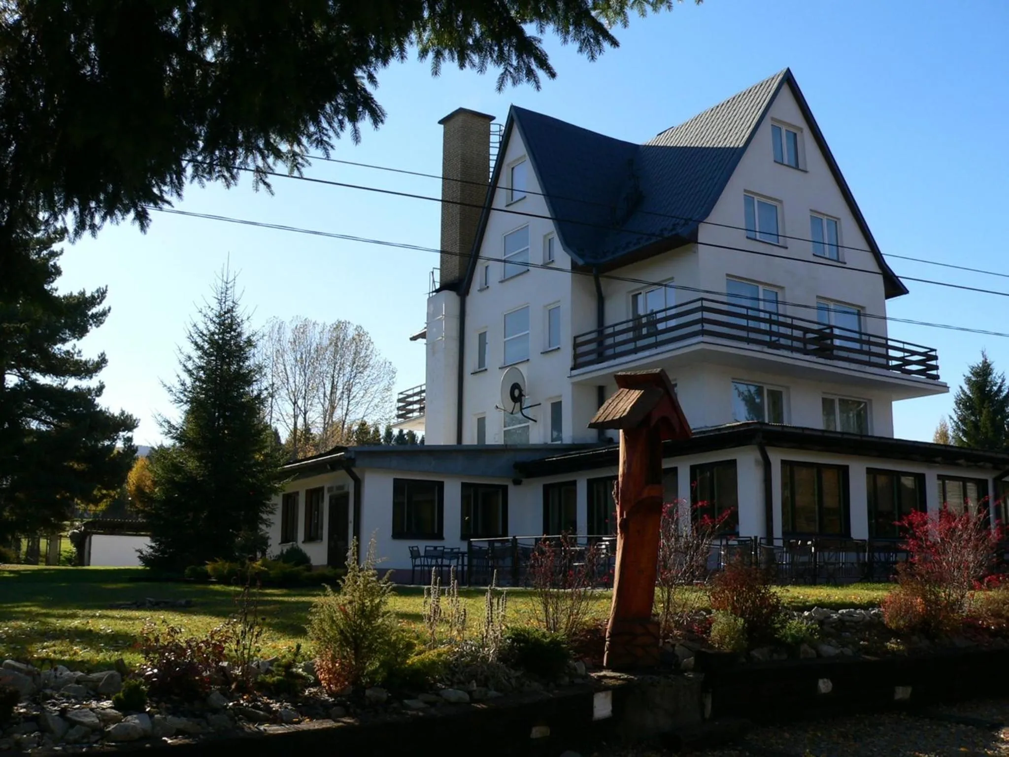Facade/entrance in Przystanek Smerek