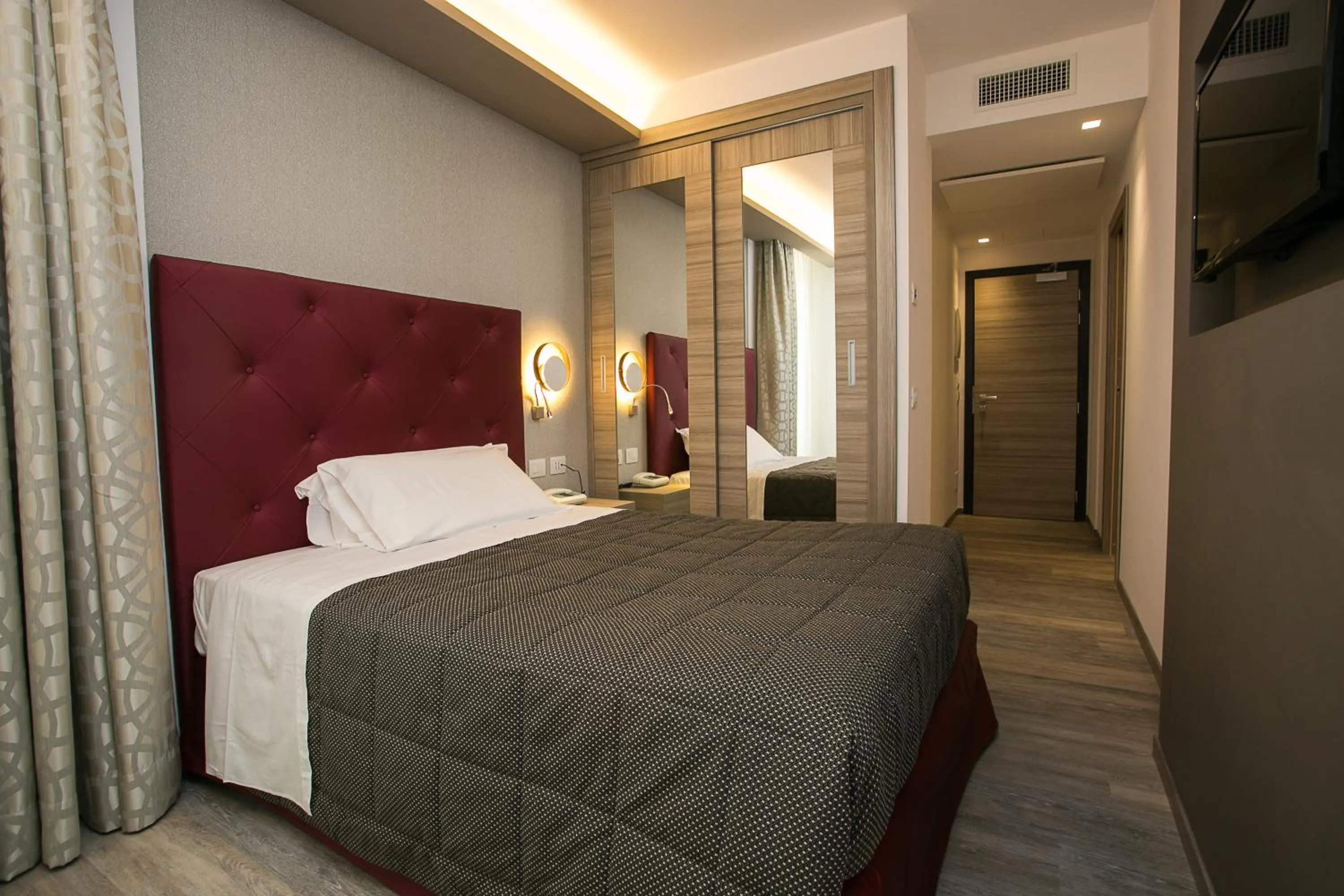 Bedroom, Bed in Hotel Terme Abano Verdi