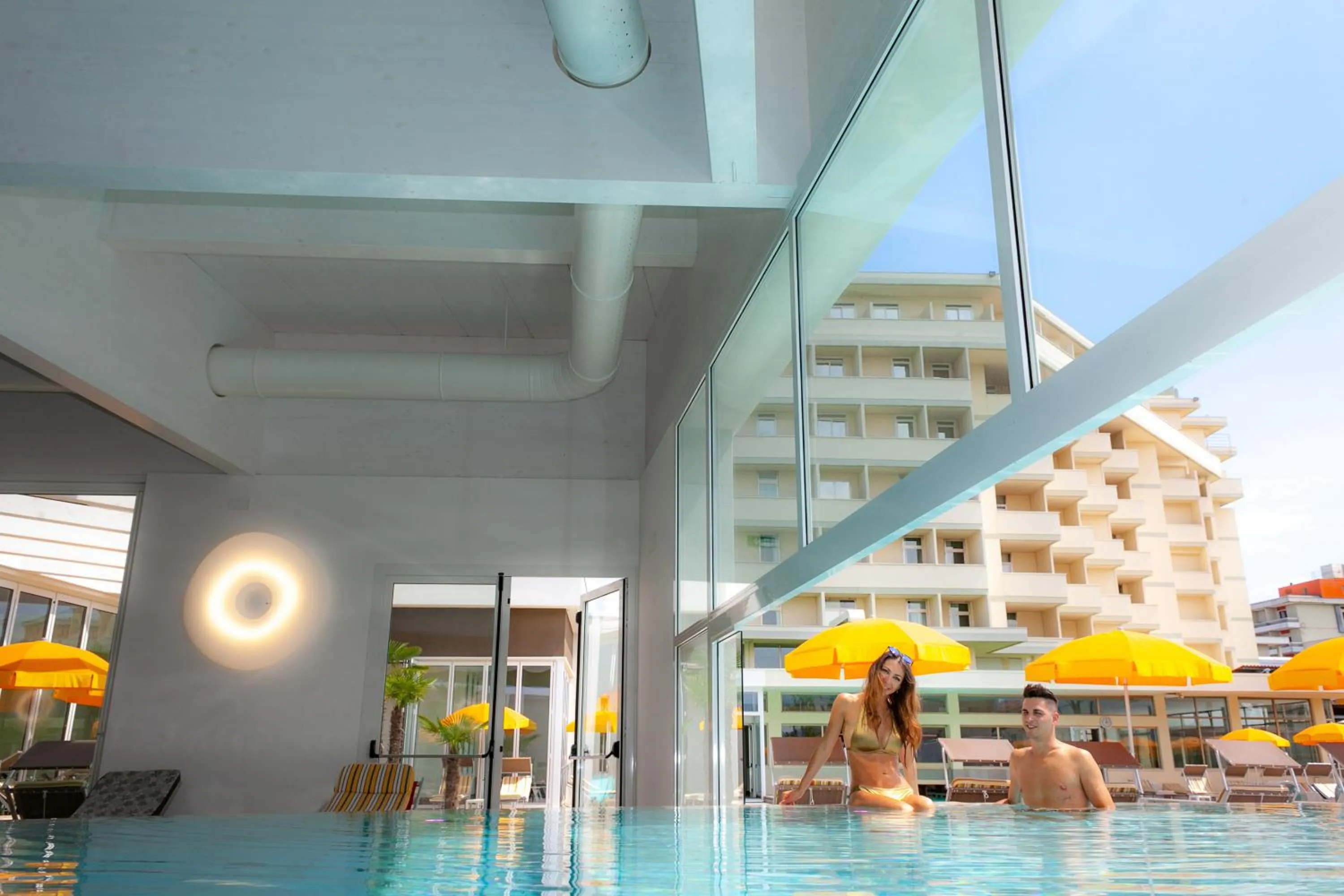 Swimming pool in Hotel Terme Abano Verdi