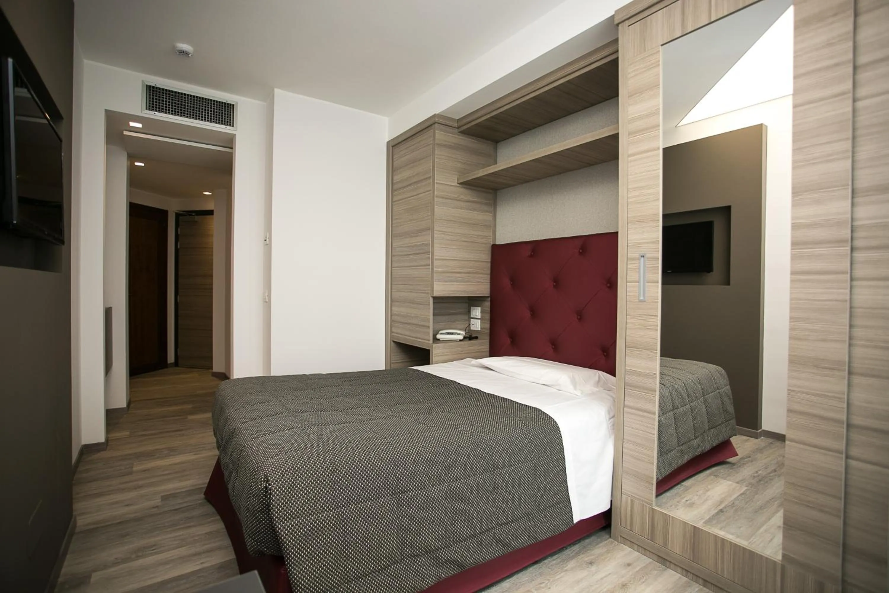 Bedroom, Bed in Hotel Terme Abano Verdi