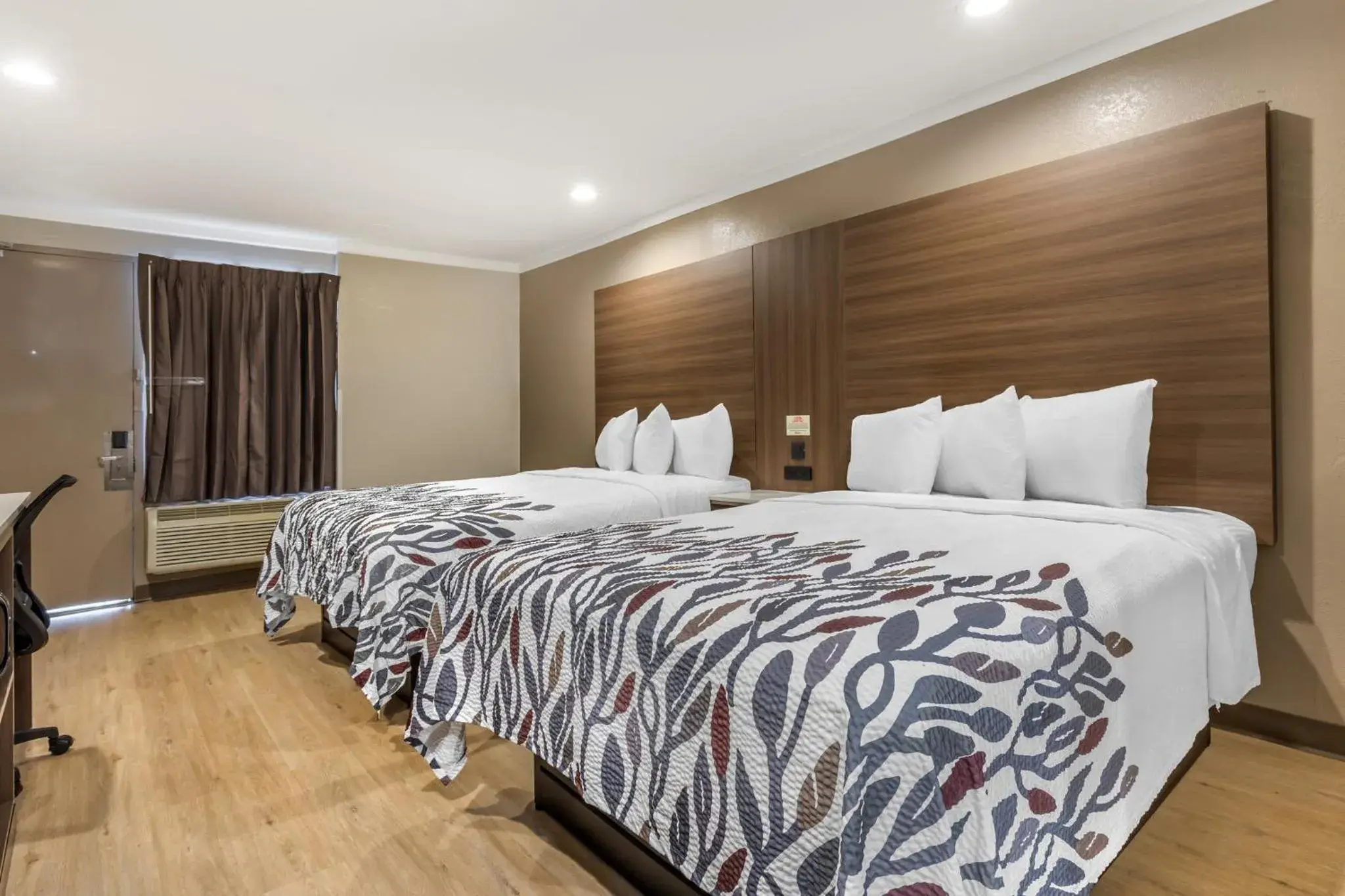 Superior Room with Two Queen Beds Smoking in Red Roof Inn Raleigh Northeast - Downtown Superior Room with Two Queen Beds Smoking in Red Roof Inn Raleigh Northeast - Downtown