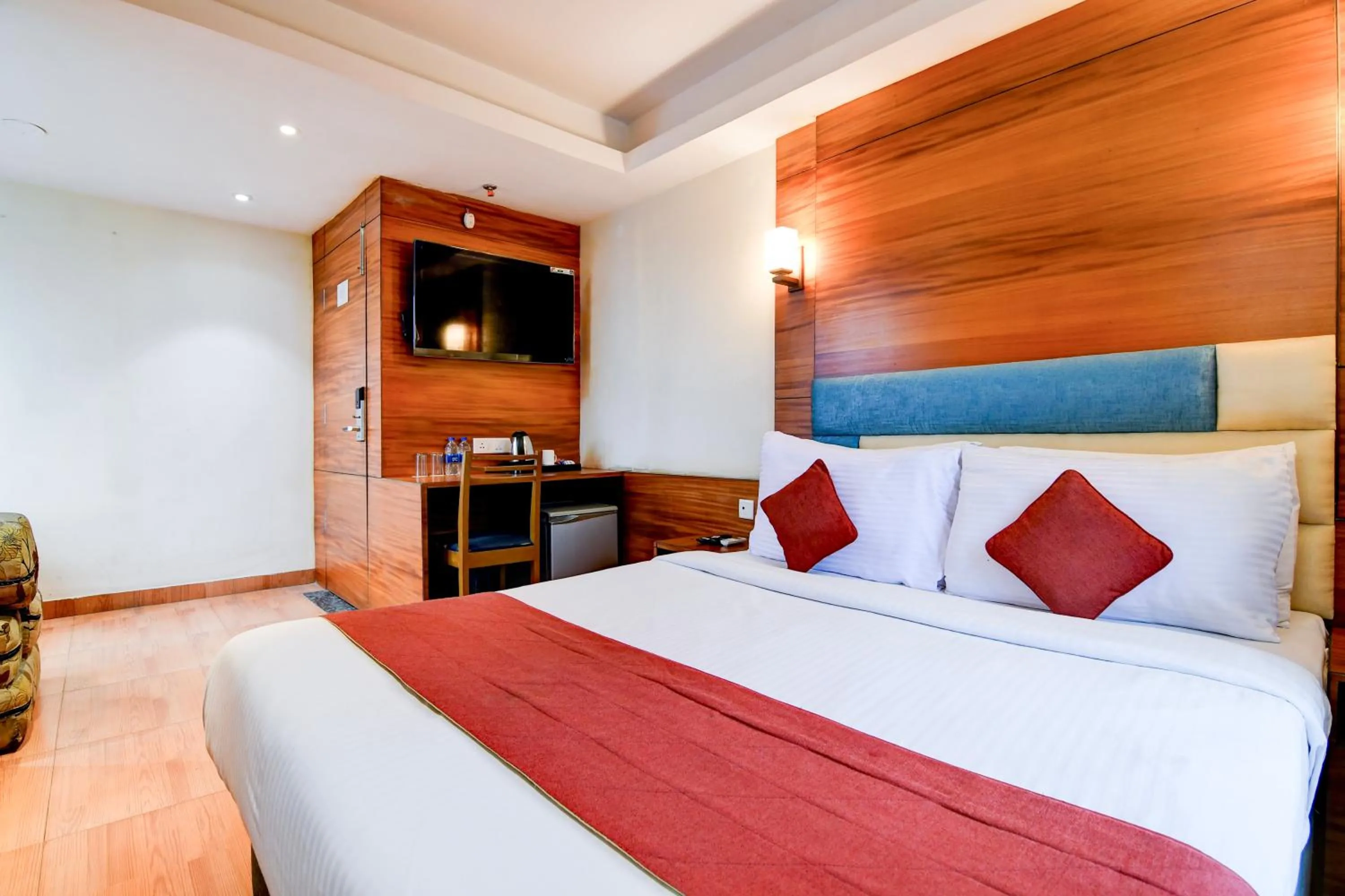 Bedroom in Hotel King's Crown
