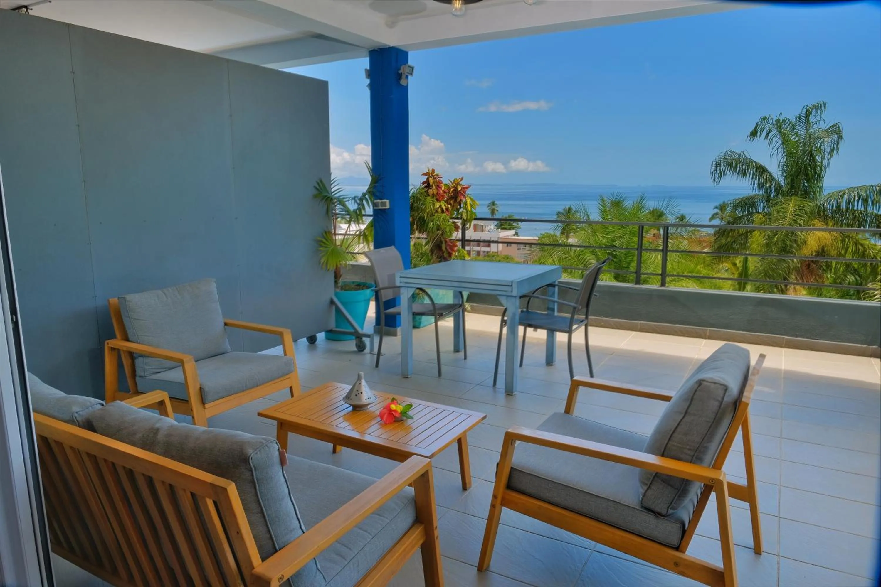 Patio in Hôtel Villa Les Orchidées