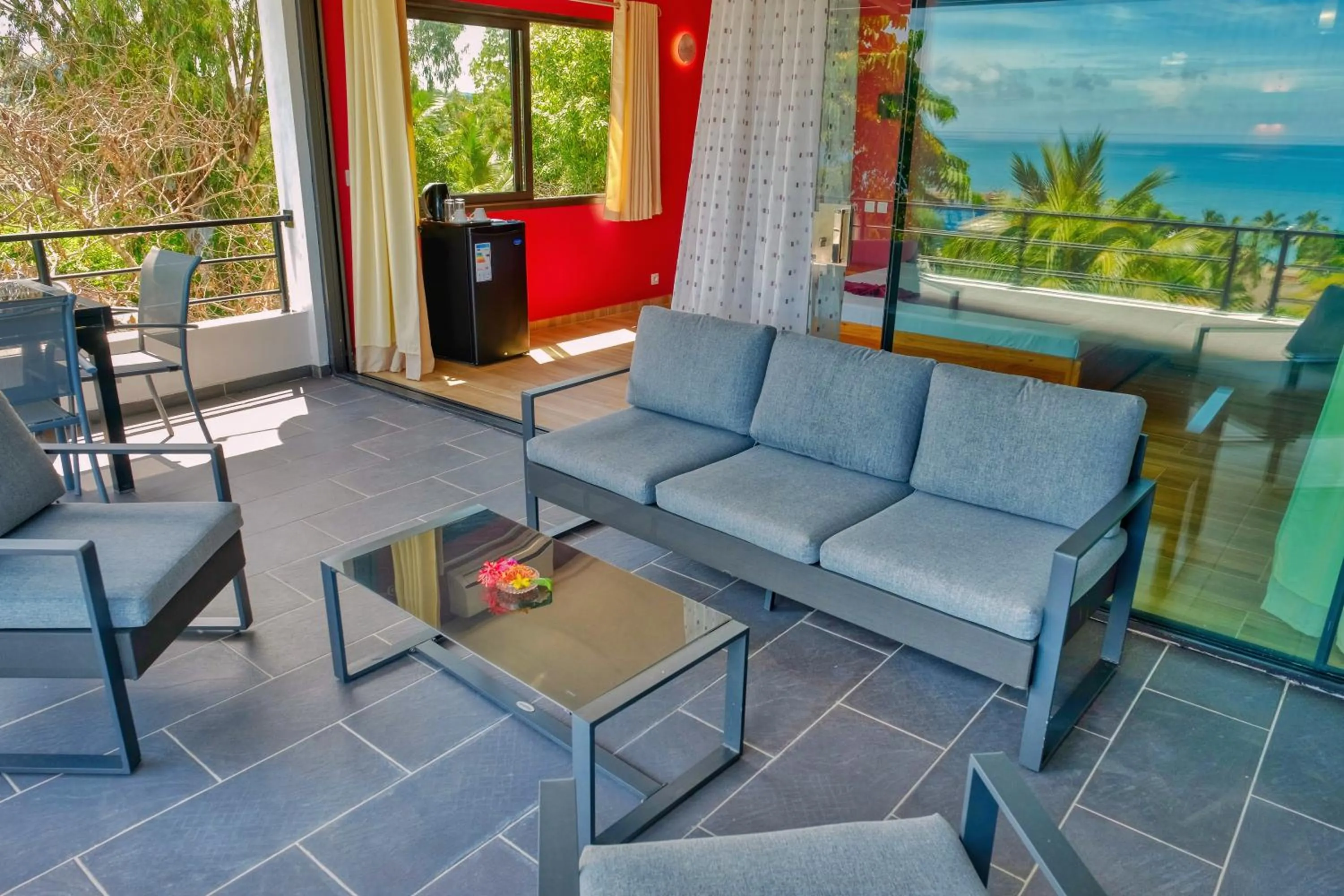 Patio in Hôtel Villa Les Orchidées
