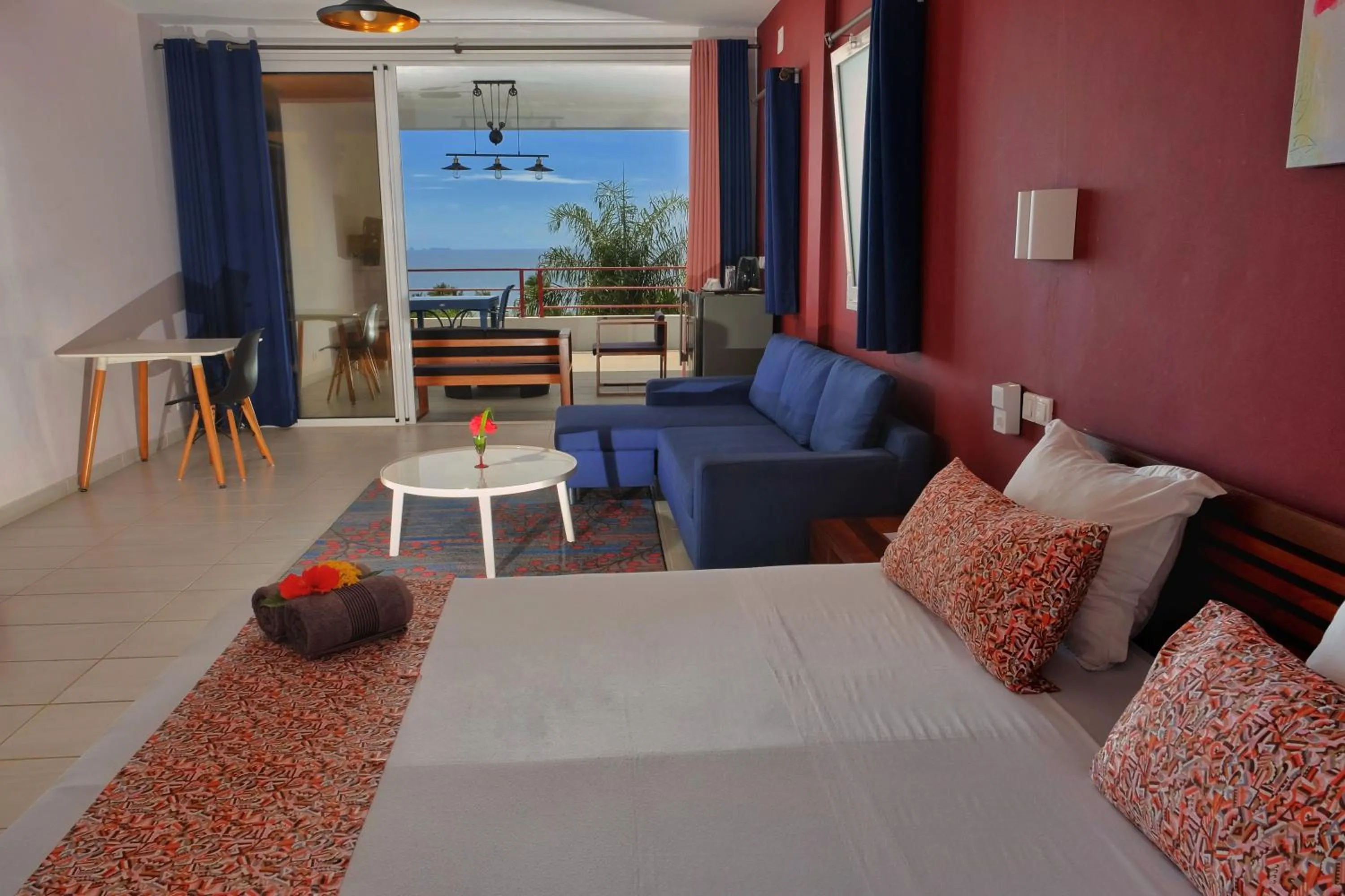 Balcony/Terrace, Bed in Hôtel Villa Les Orchidées
