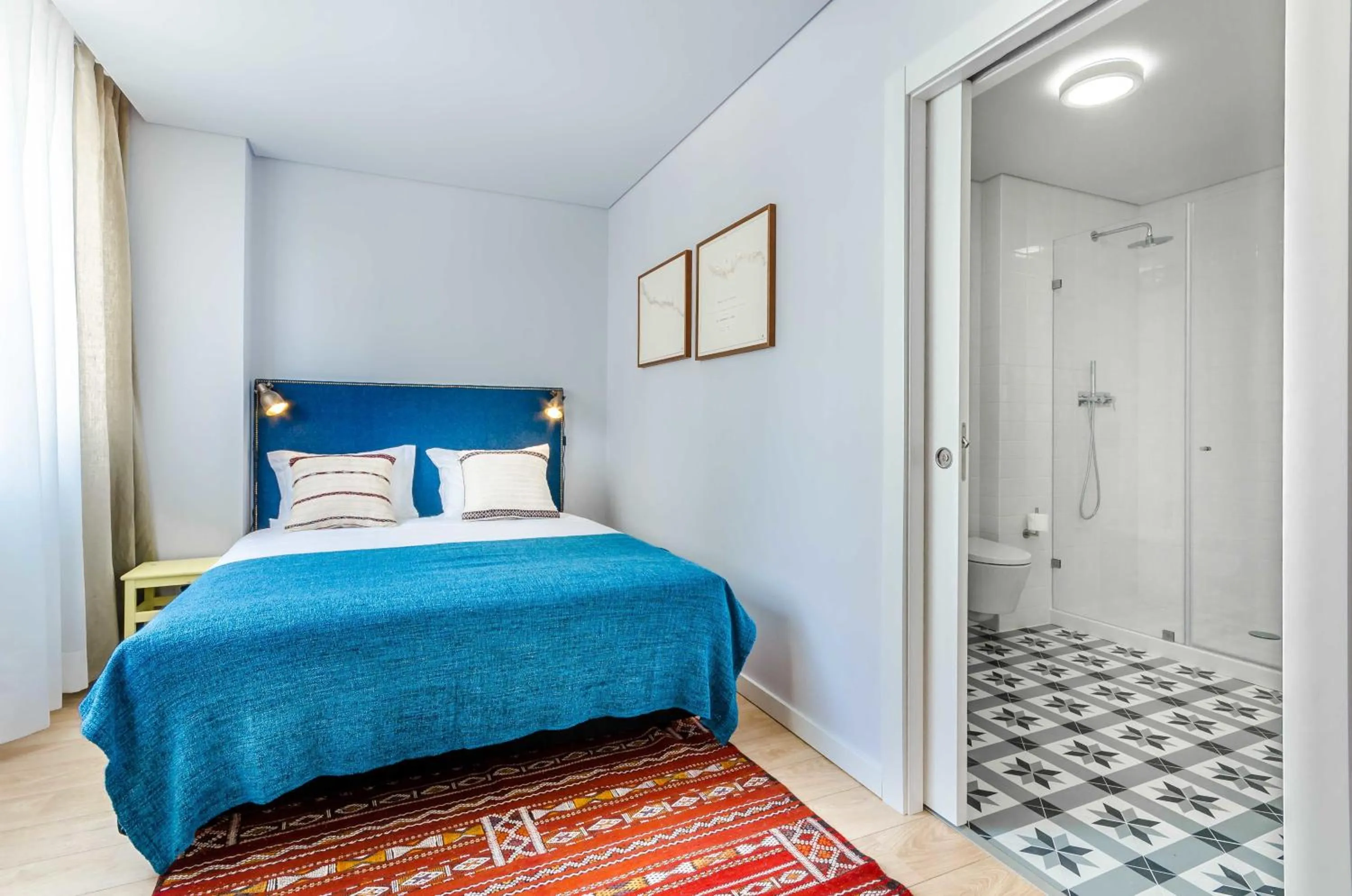 Bedroom, Bed in Lisbon Serviced Apartments - Liberdade
