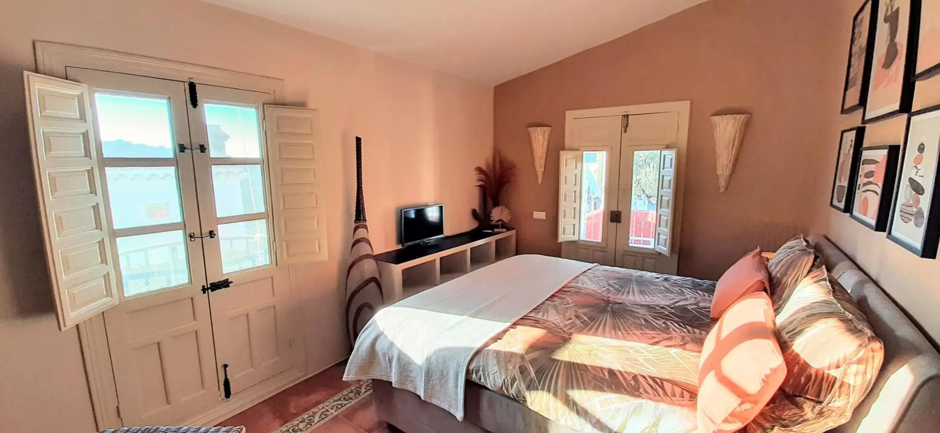 Deluxe King Room in Bed and Breakfast Lagabella Deluxe King Room in Bed and Breakfast Lagabella