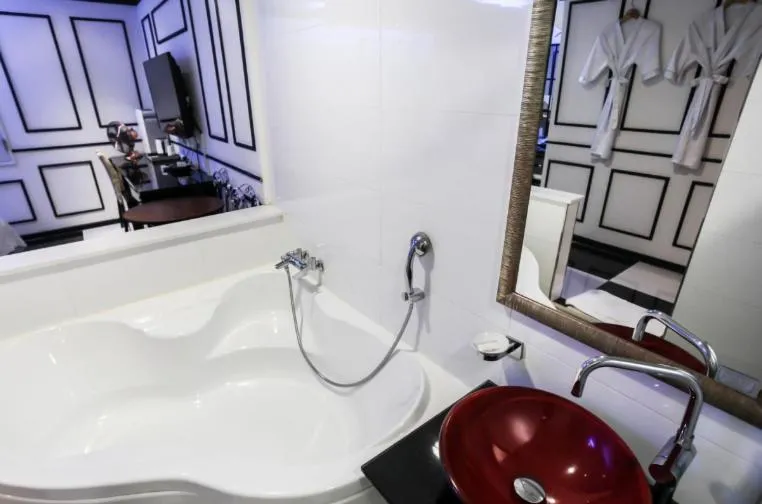 The Zara Hotel