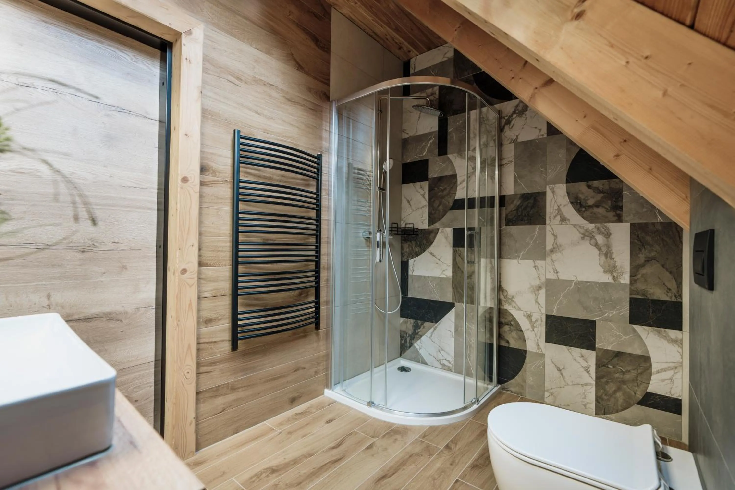 Shower in Apres Ski Bachleda - LoftAffair Collection