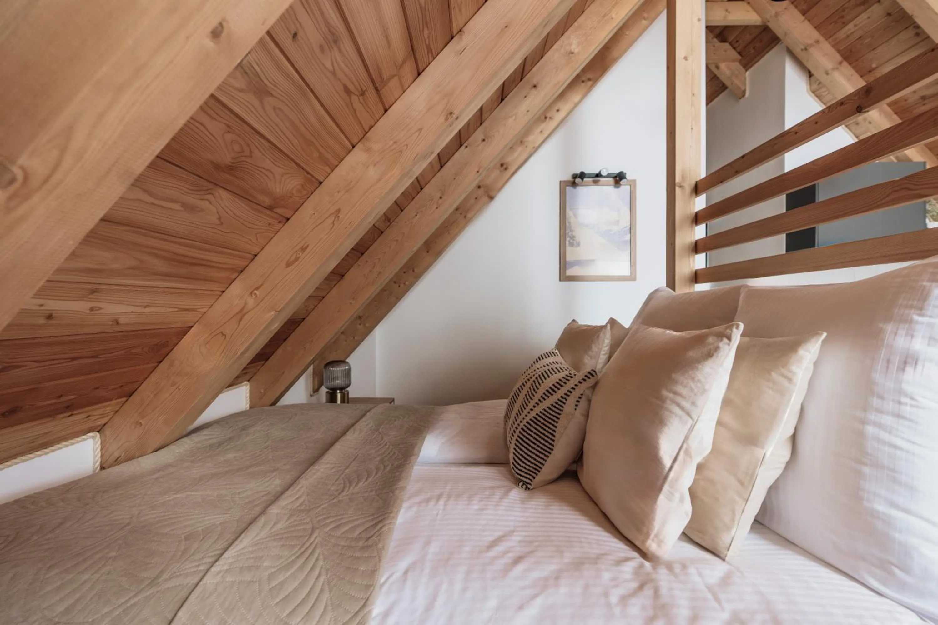 Bed in Apres Ski Bachleda - LoftAffair Collection