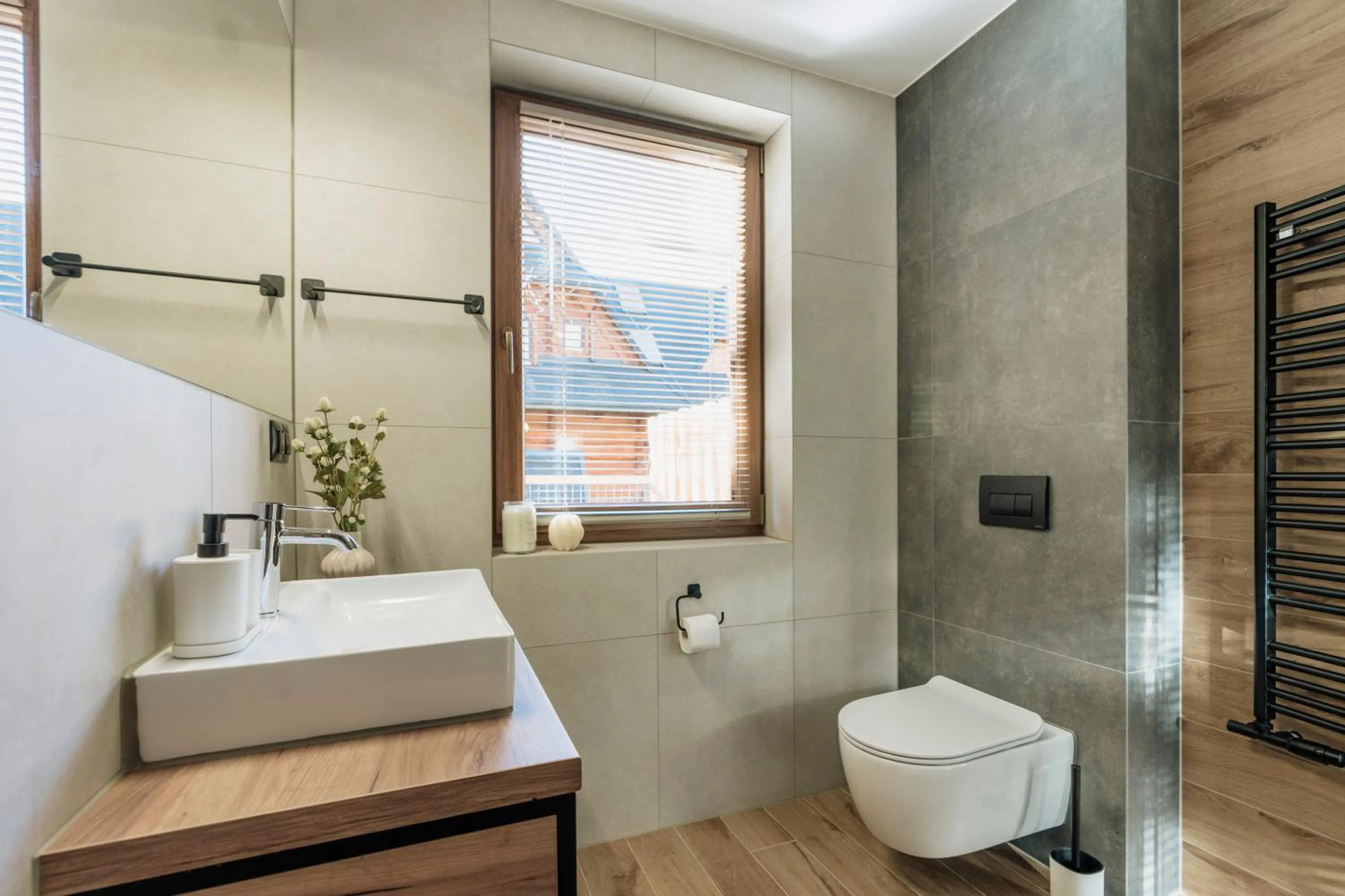 Shower in Apres Ski Bachleda - LoftAffair Collection