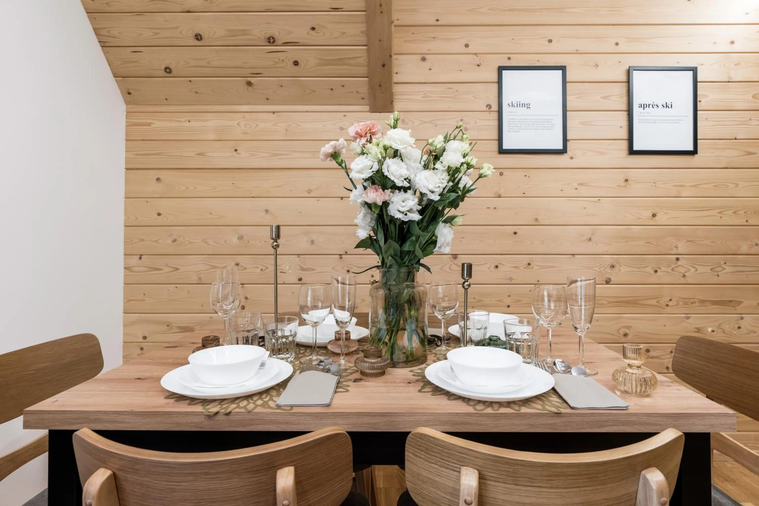 Dining area in Apres Ski Bachleda - LoftAffair Collection