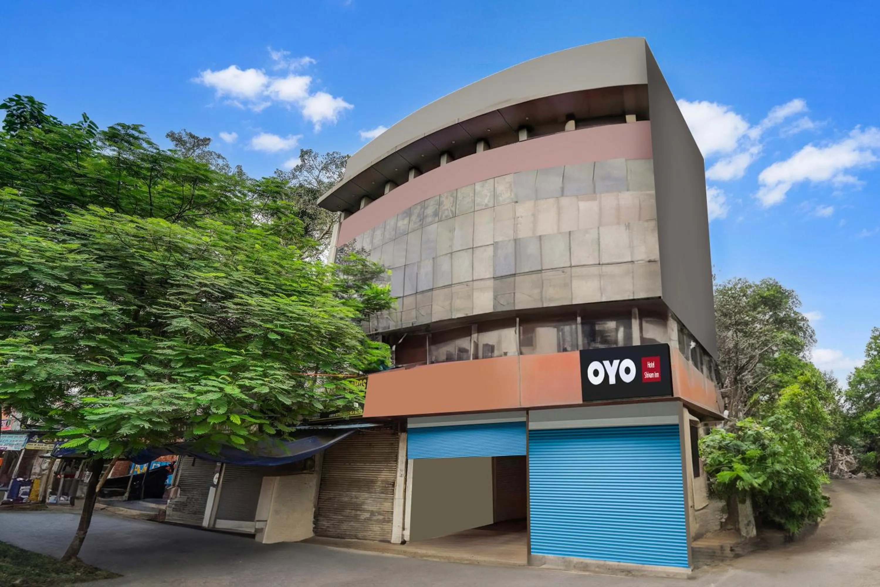 Facade/entrance in Hotel O Shivam In