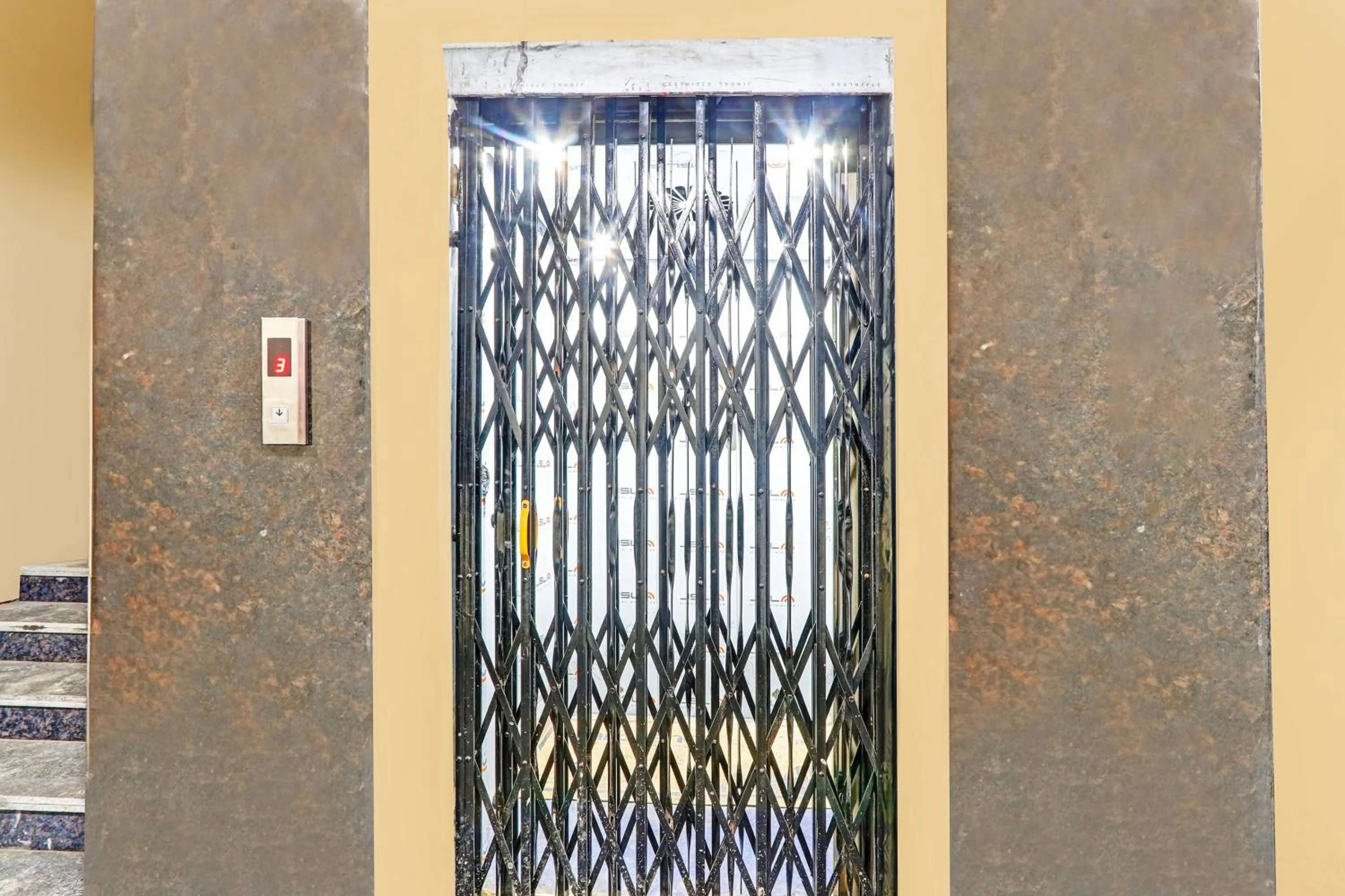 Lobby or reception in Super Hotel O SRI VISHNU RESIDENCY