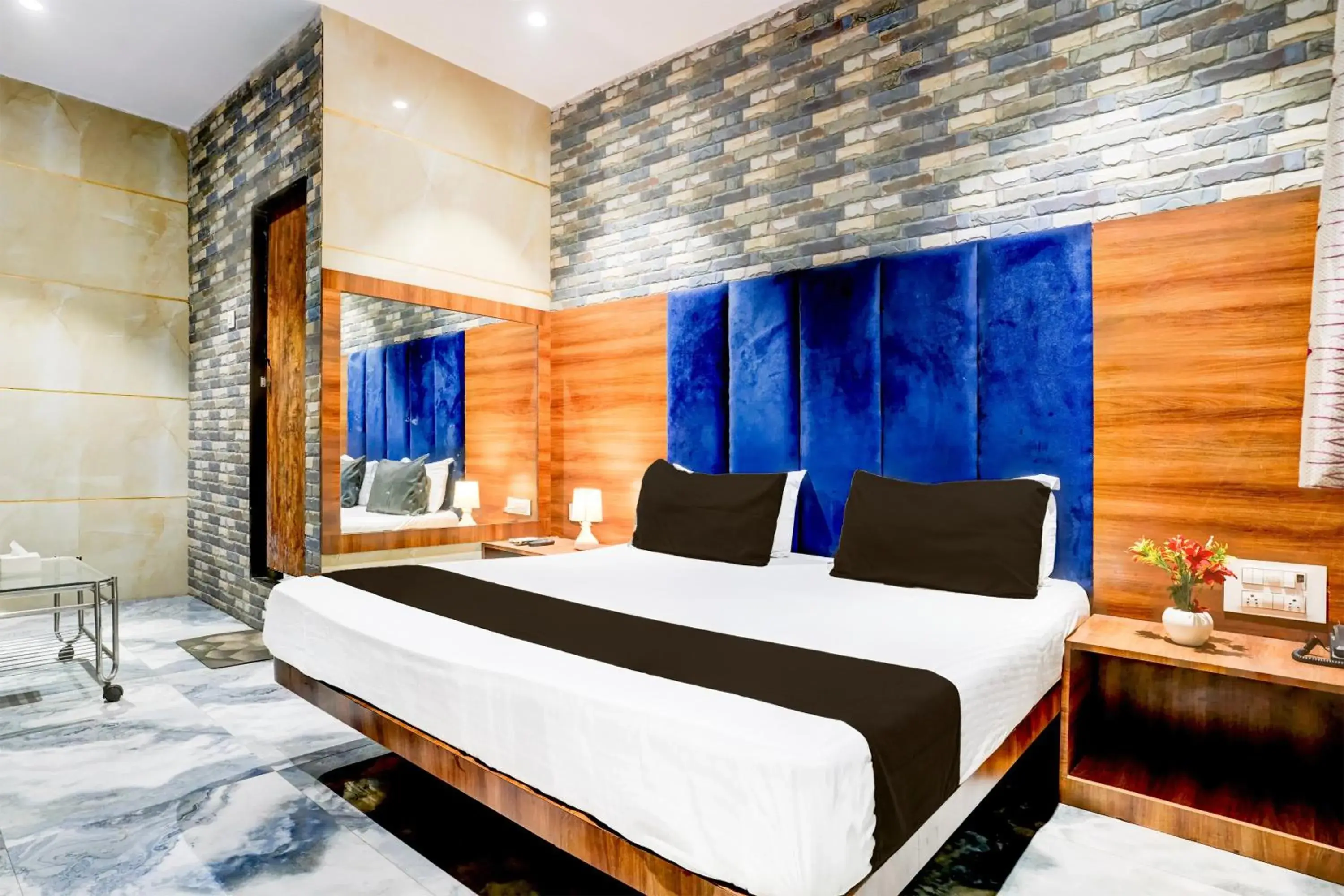 Bedroom, Bed in Hotel O Shiv Sai Residency Lodging & Boarding Bedroom, Bed in Hotel O Shiv Sai Residency Lodging & Boarding