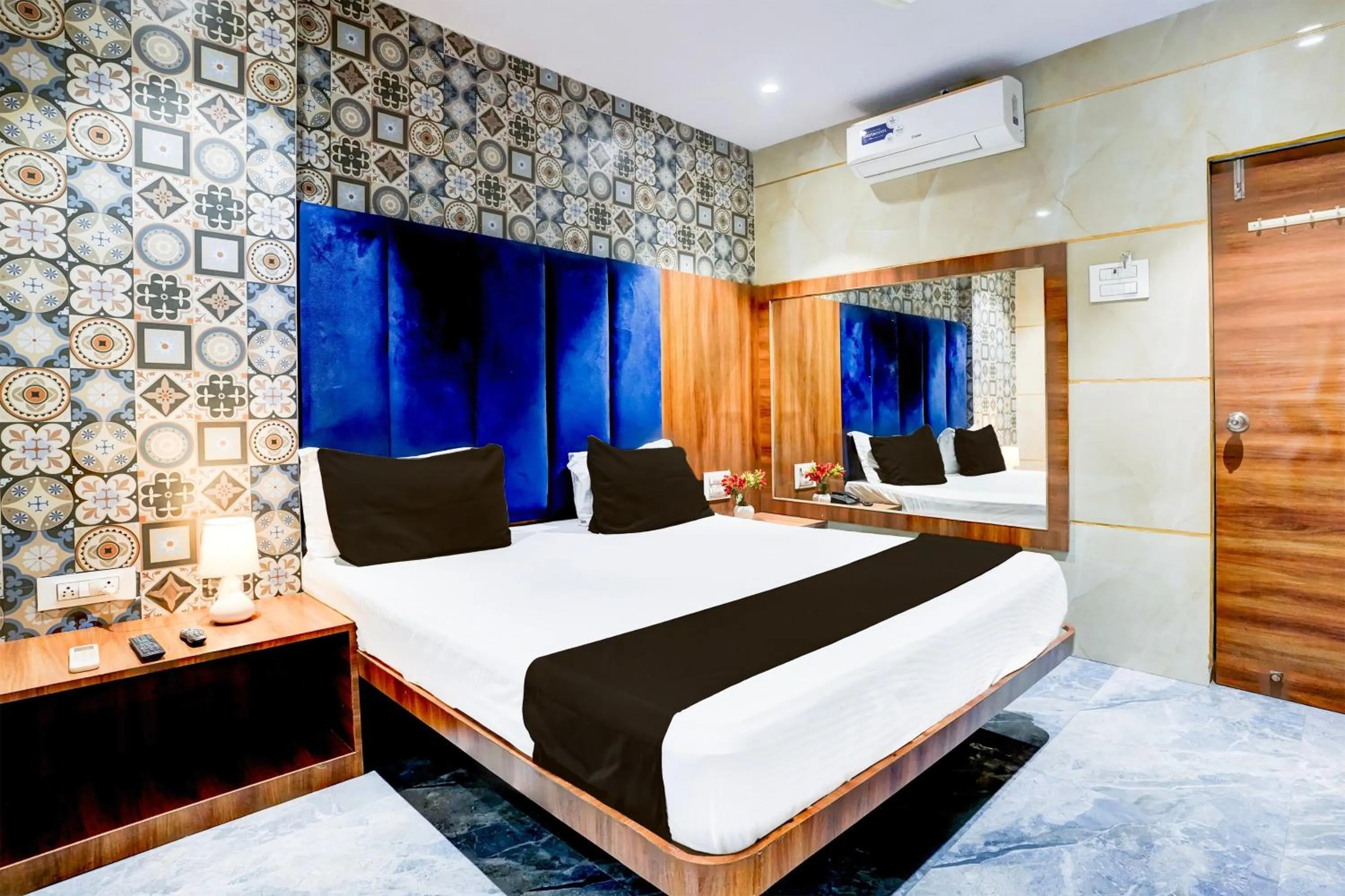Bedroom, Bed in Hotel O Shiv Sai Residency Lodging & Boarding