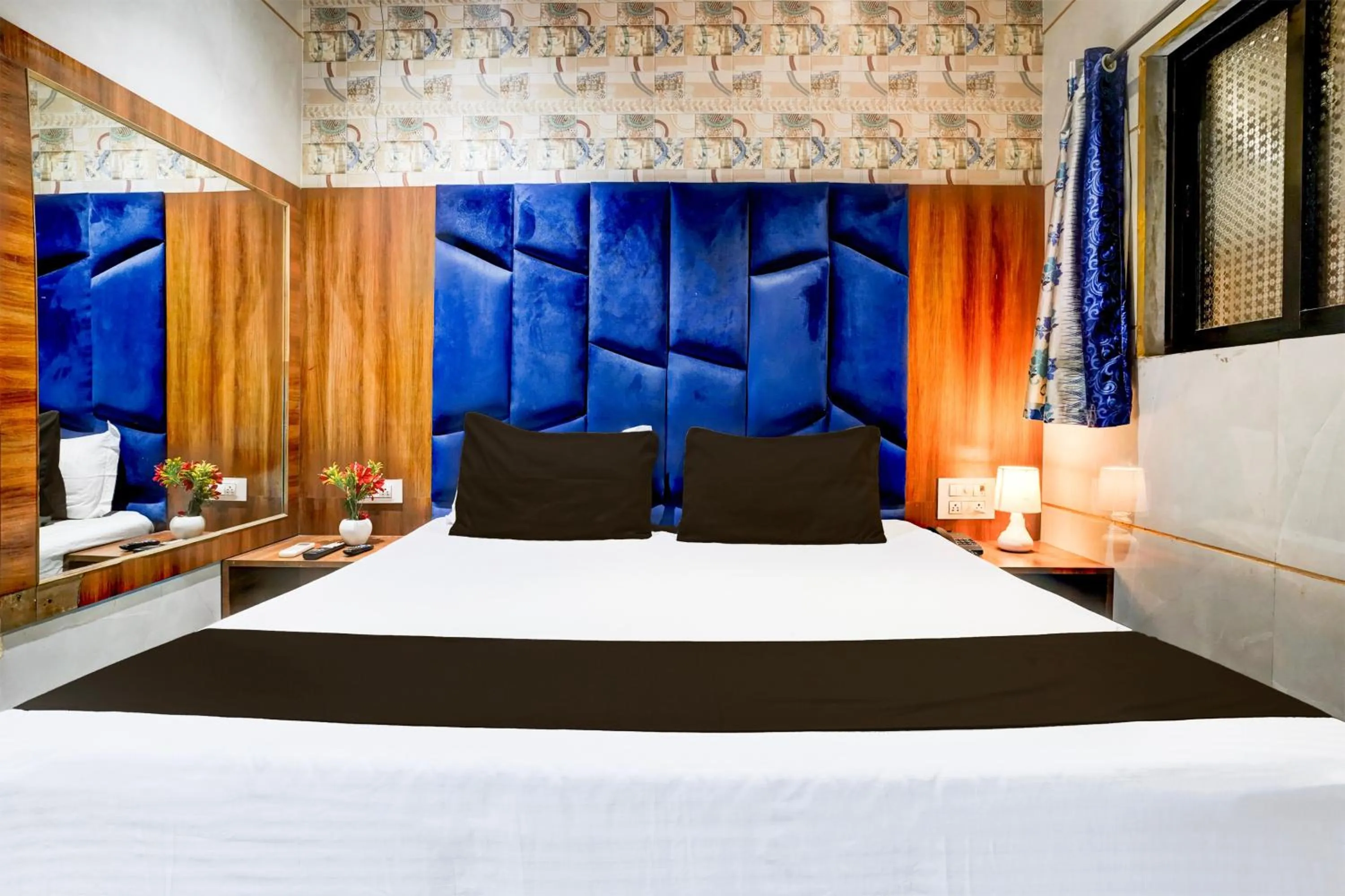 Bedroom, Bed in Hotel O Shiv Sai Residency Lodging & Boarding