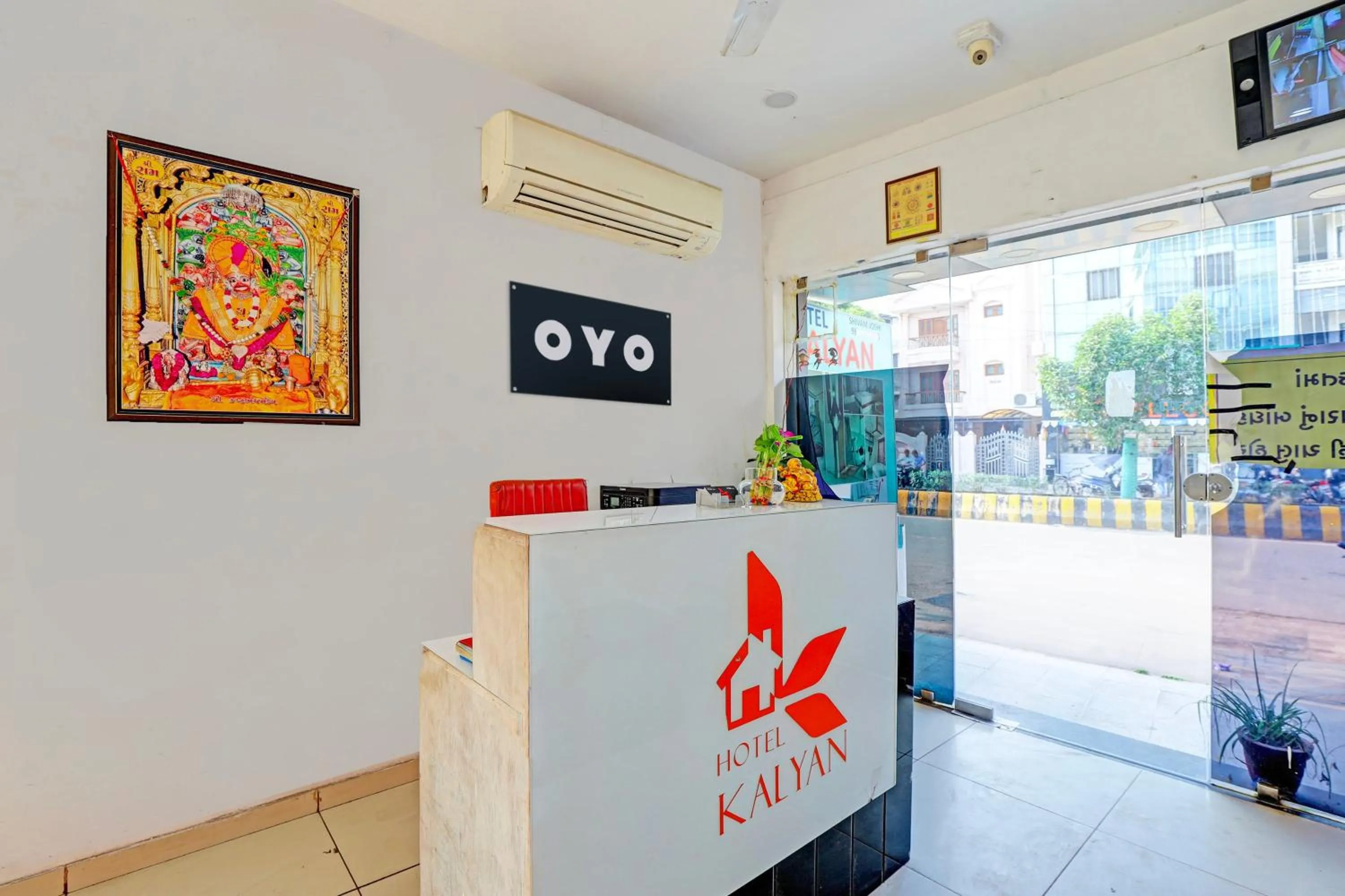 Lobby or reception in hotel O kalyan