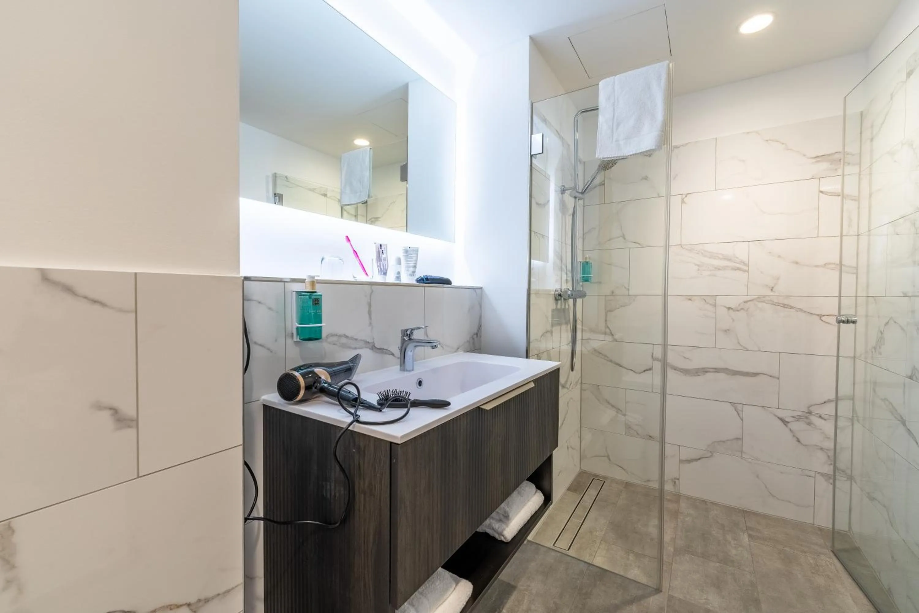 Bathroom in MASEVEN Frankfurt Messe