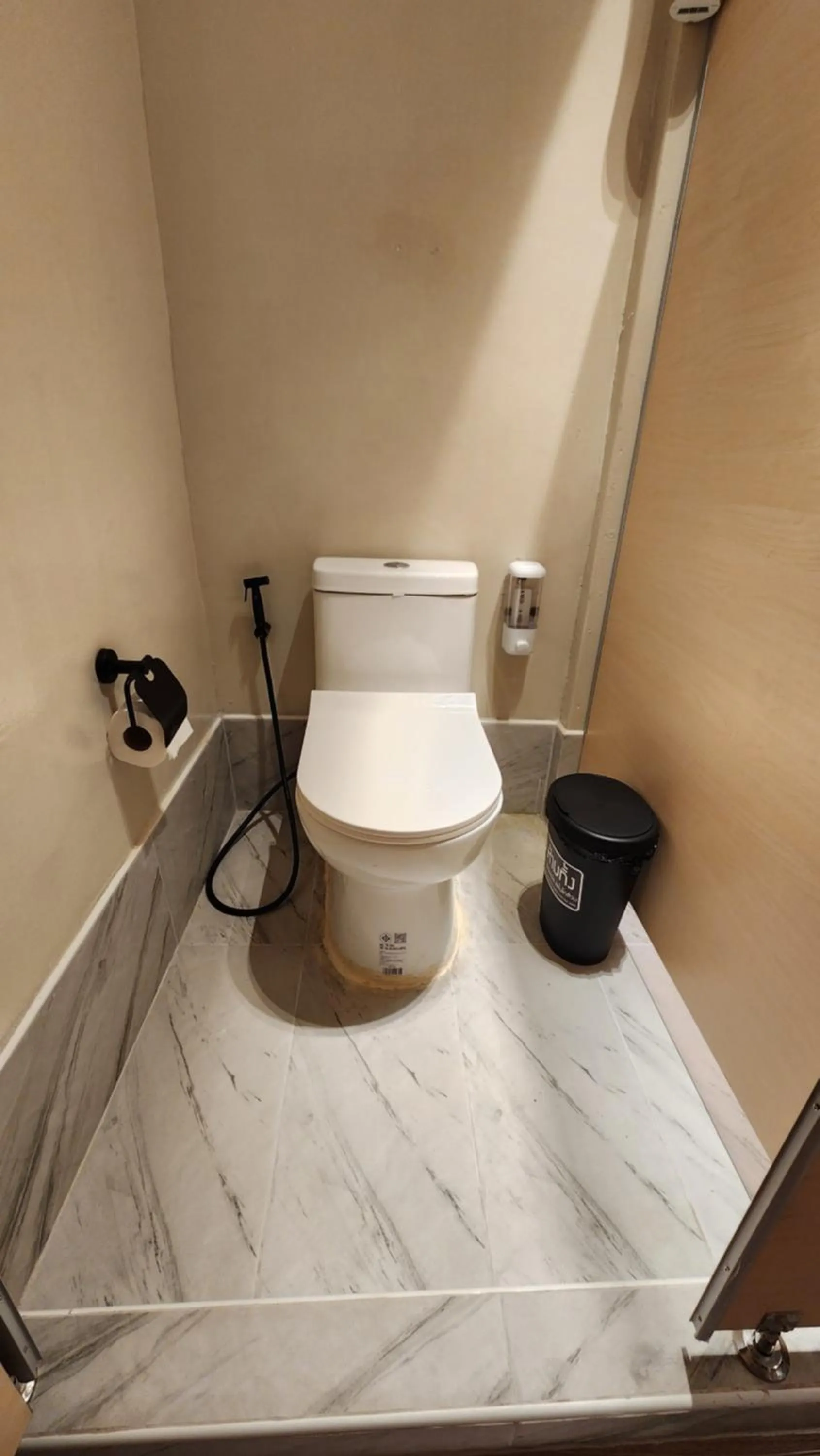 Toilet in IHOC - Phuket OldTown