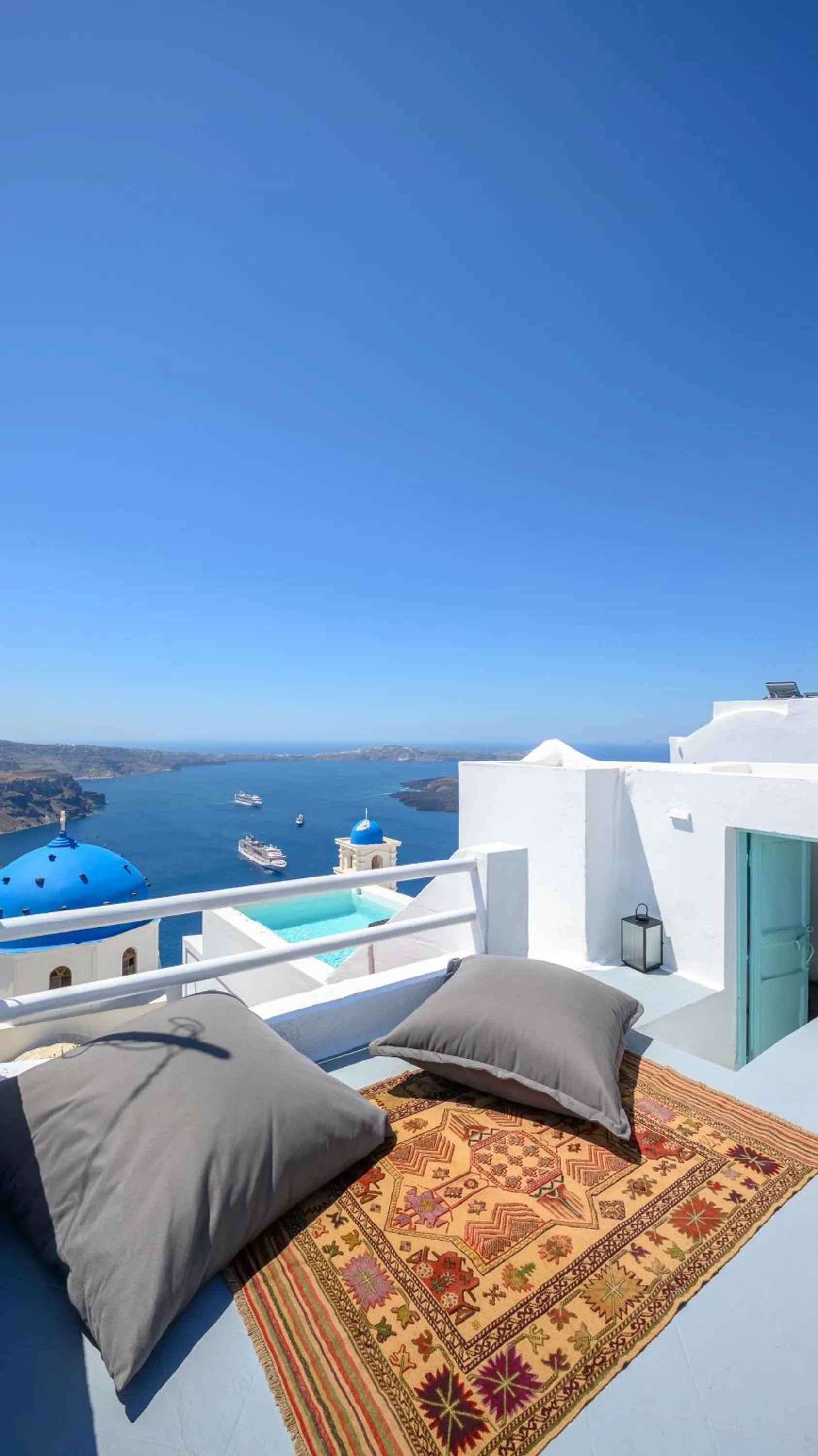 Sophia Luxury Suites