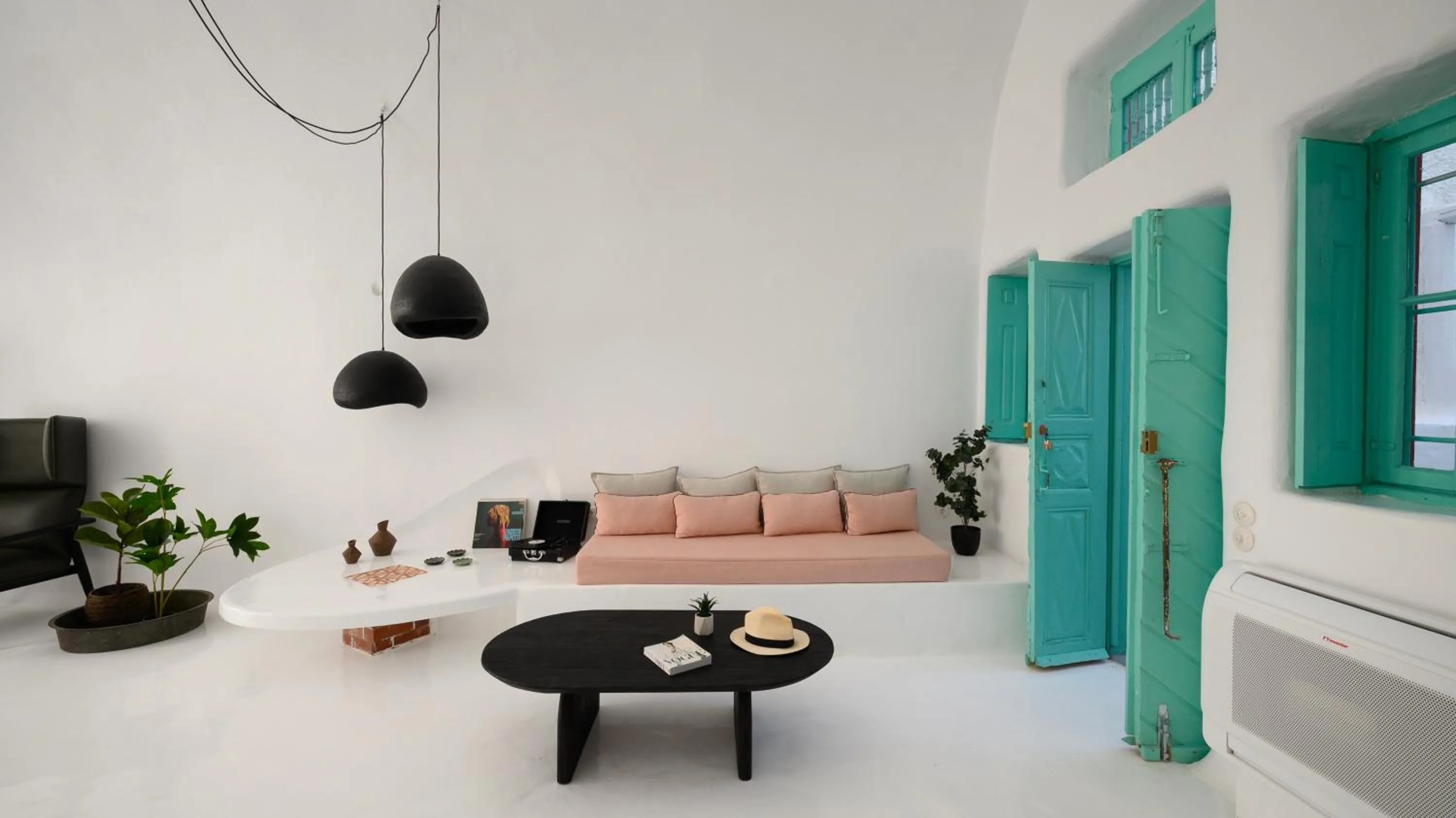 Sophia Luxury Suites