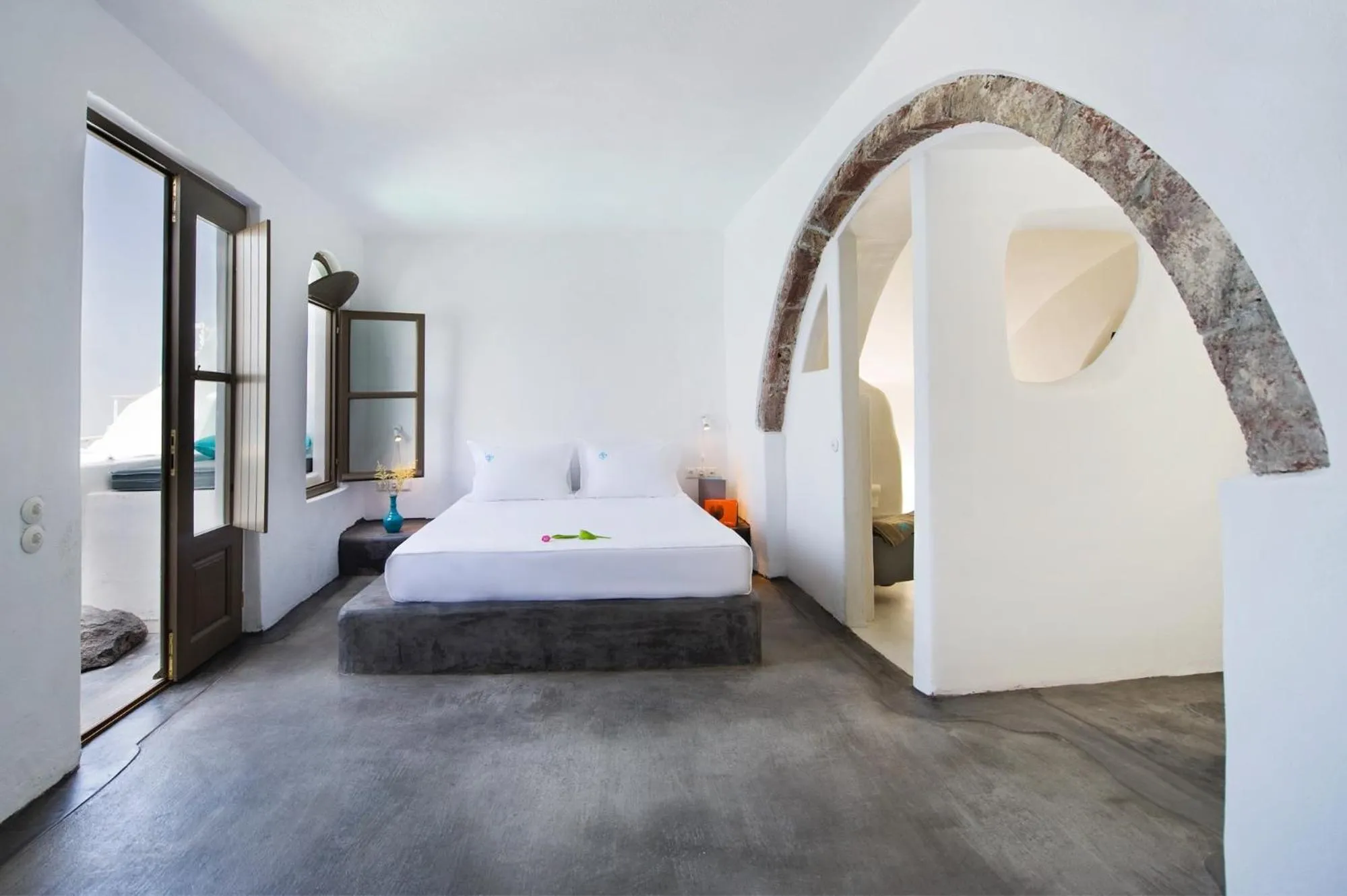 Photo of the whole room, Bed in Sophia Luxury Suites