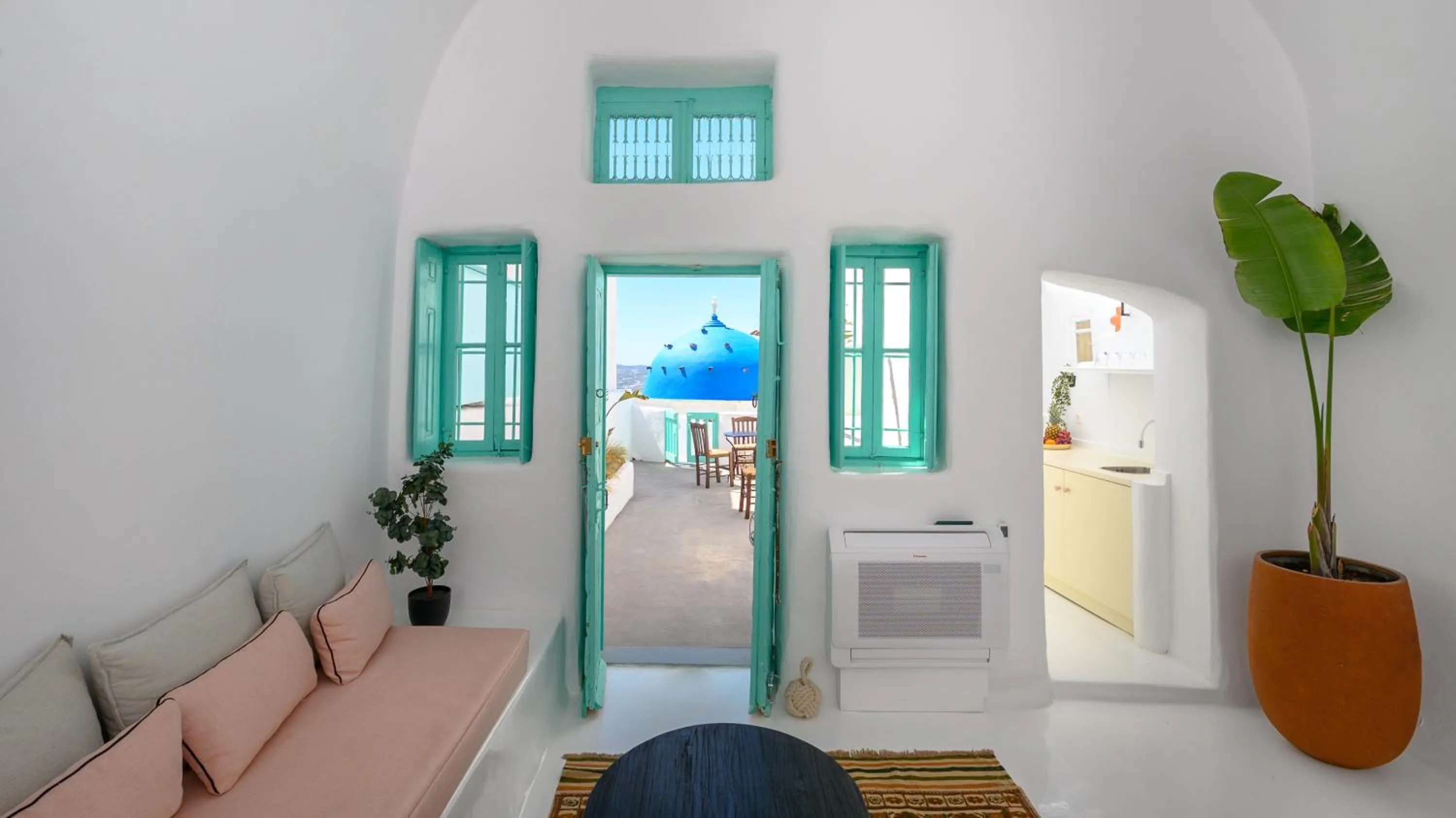 Sophia Luxury Suites