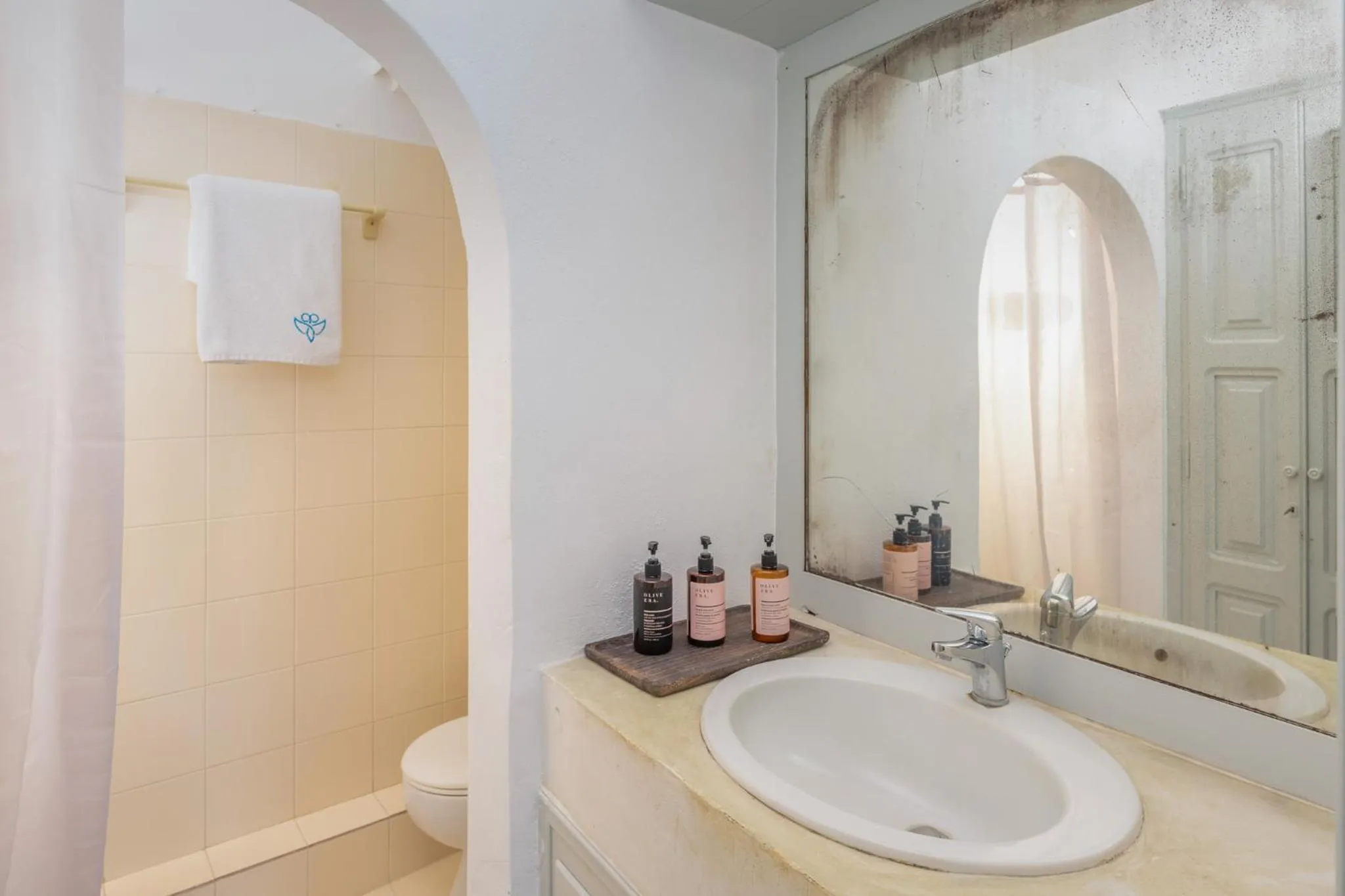 Sophia Luxury Suites