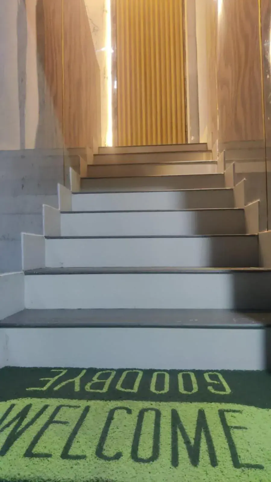 Property building in Royal Inn Property building in Royal Inn