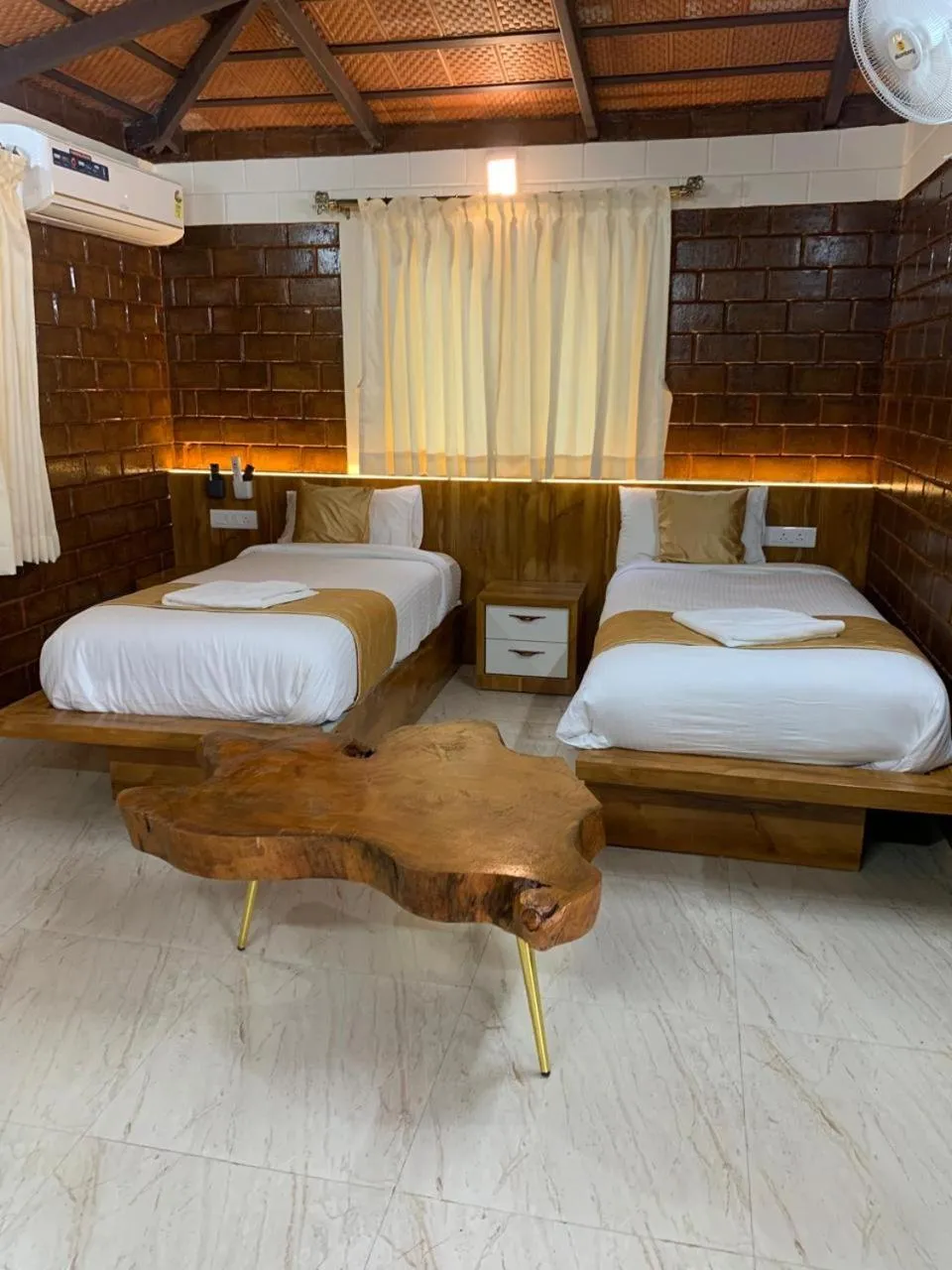 Bedroom, Bed in Love Green Resorts