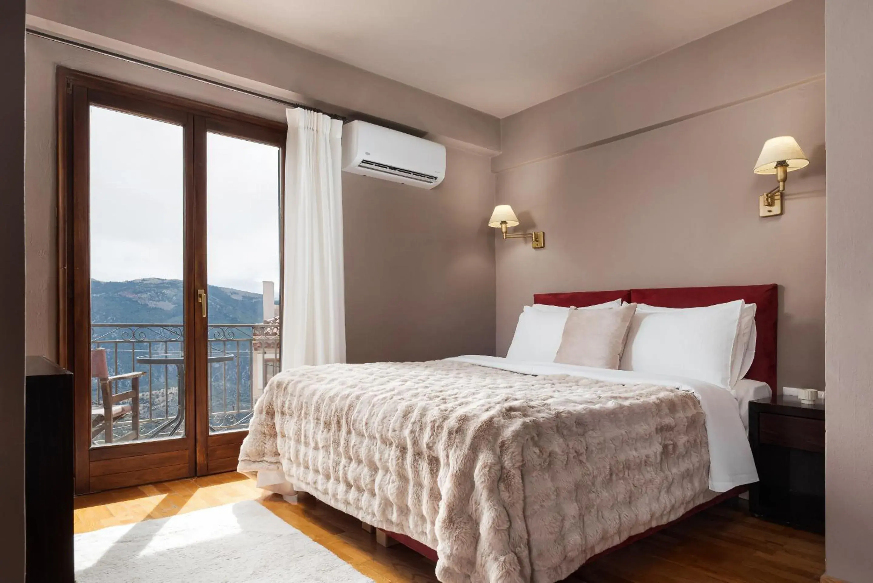 Standard Double or Twin Room with Balcony in Mons Arachova Standard Double or Twin Room with Balcony in Mons Arachova