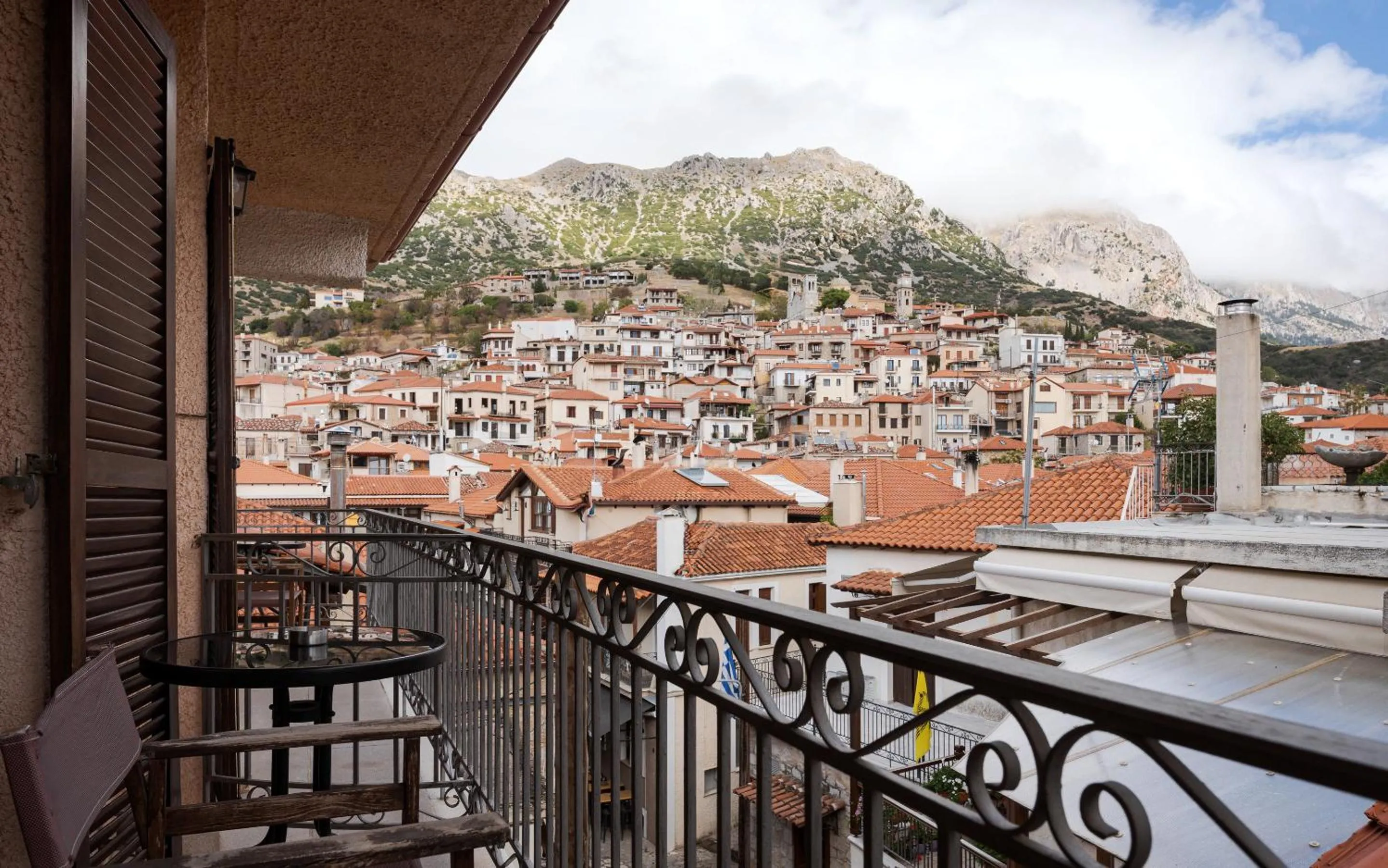 Mons Arachova