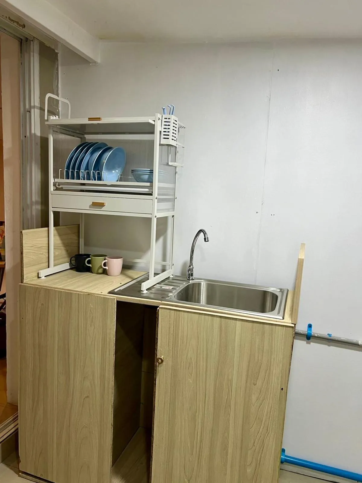 Kitchen or kitchenette in Comfy Crib Hostel 2