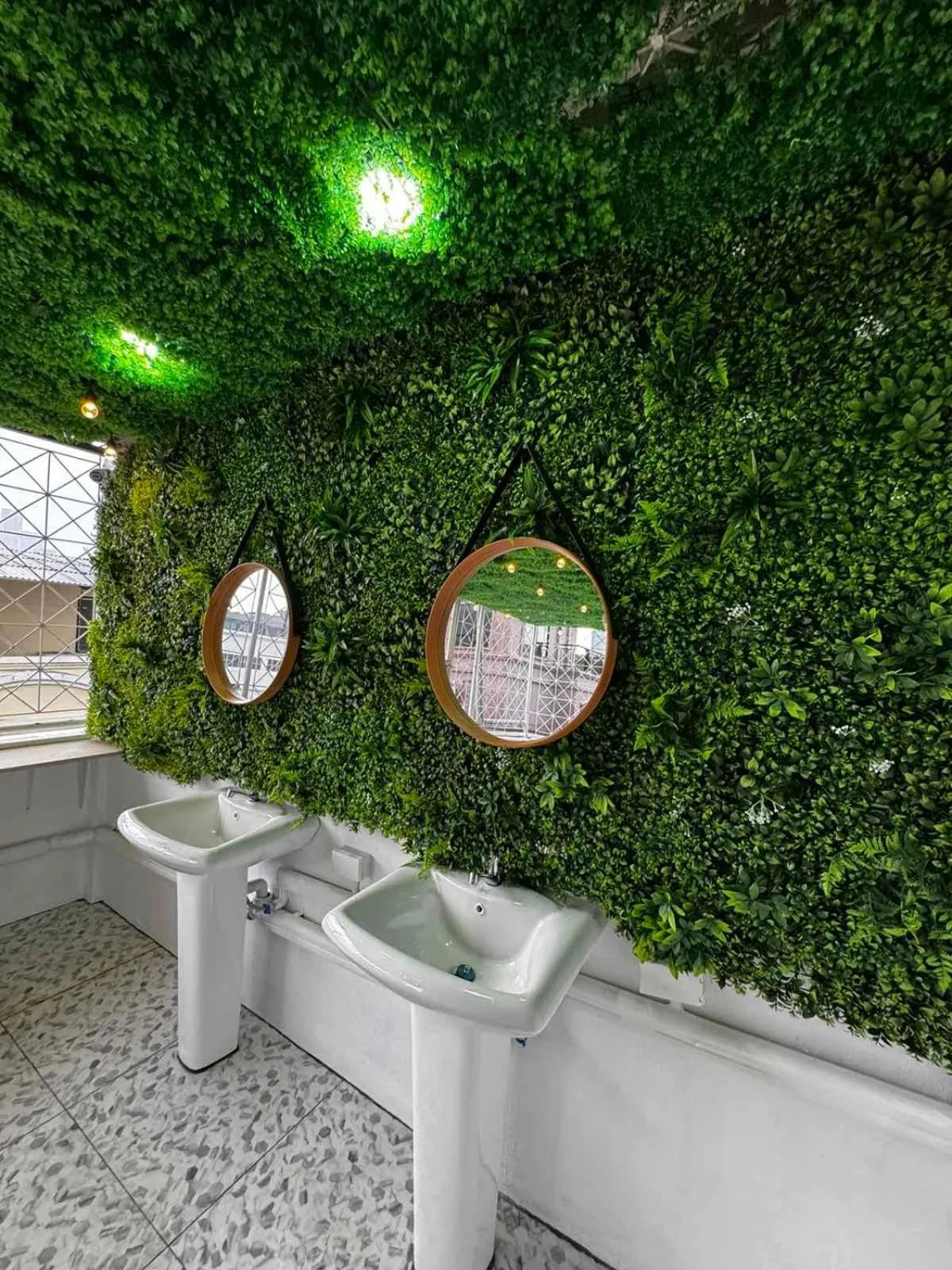 Bathroom in Comfy Crib Hostel 2