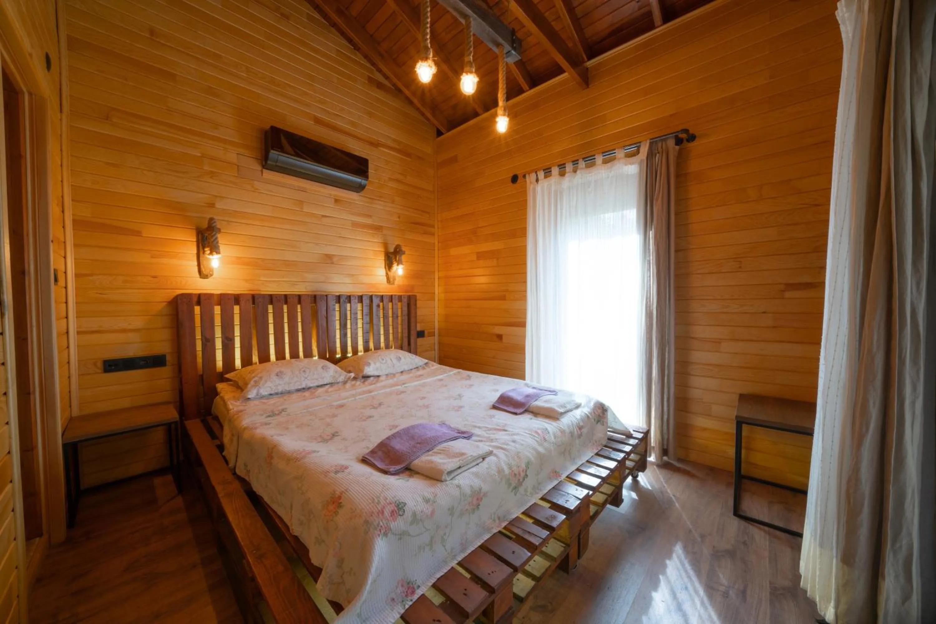 Bed in Zümrüt Çıralı Boutique Hotel