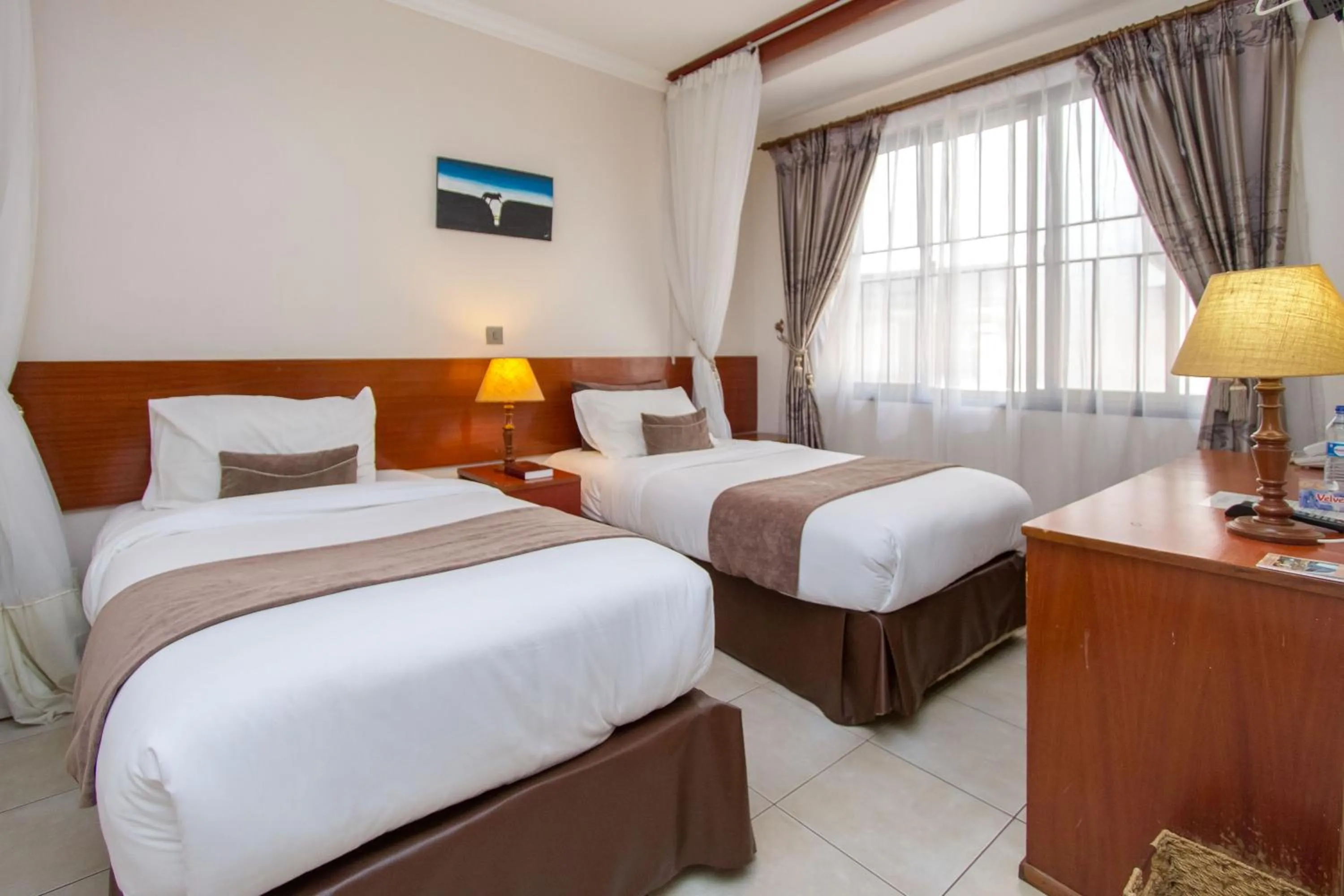 bunk bed in Victoria Comfort Inn